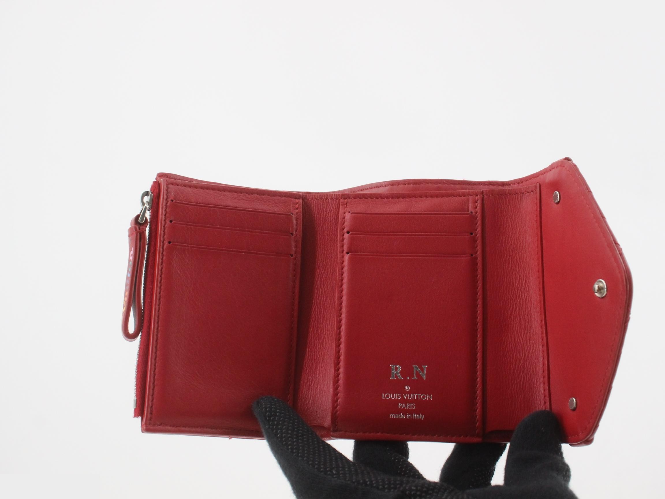 New Wave Compact Wallet, Red, with storage box and bag. — view 4