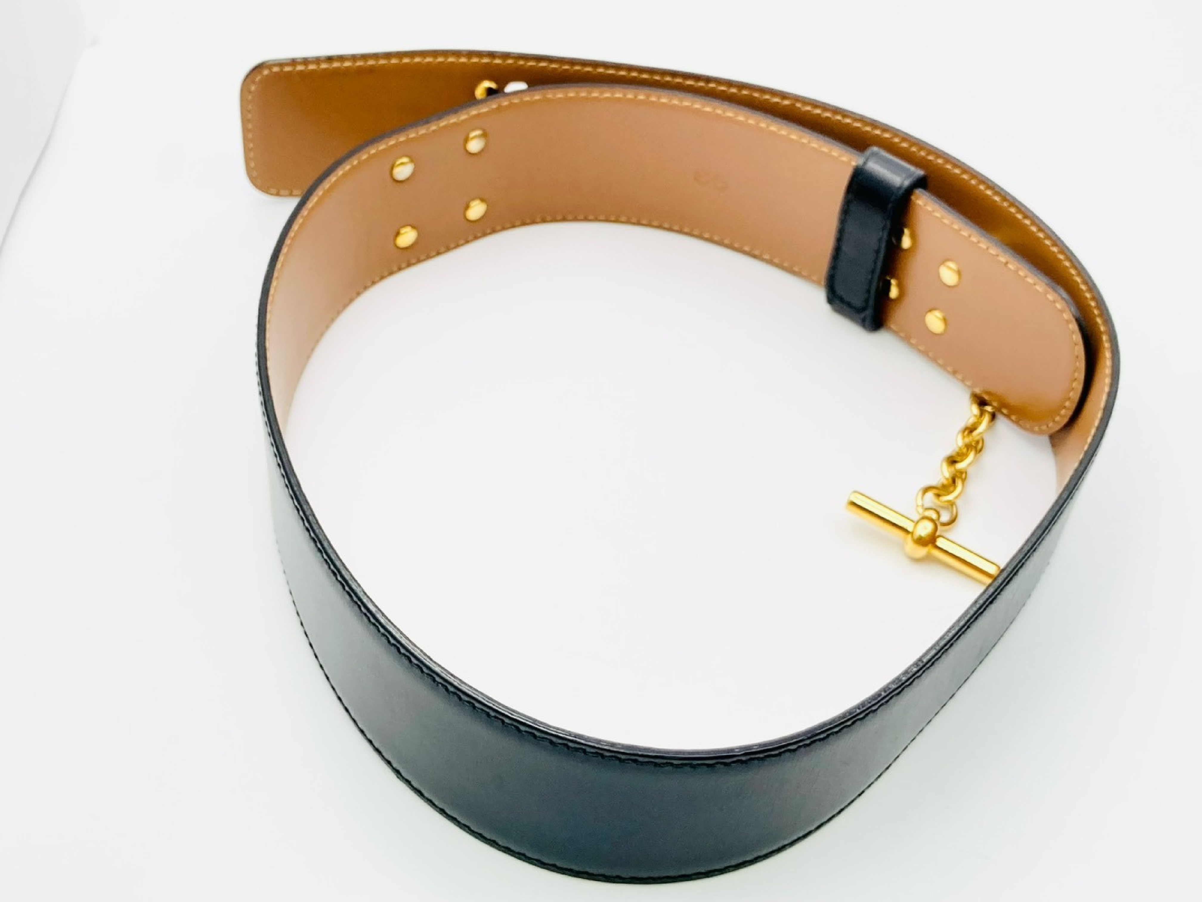 Logo Toggle Chain Leather Belt #65 Black x Gold Belt — view 5
