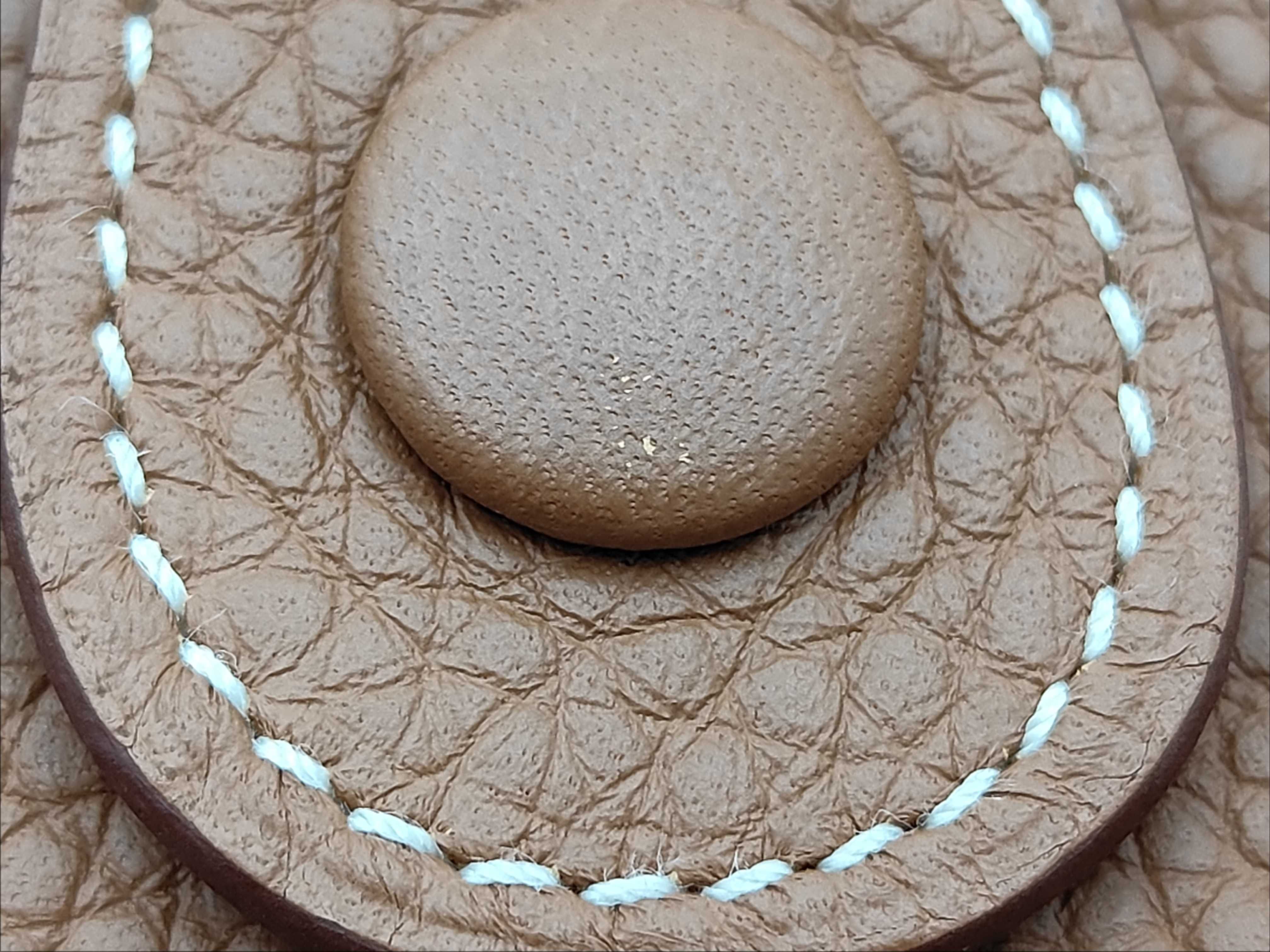 Evelyne 3 Shoulder Bag, Brown, K stamp, Unused, Stored Item — view 13