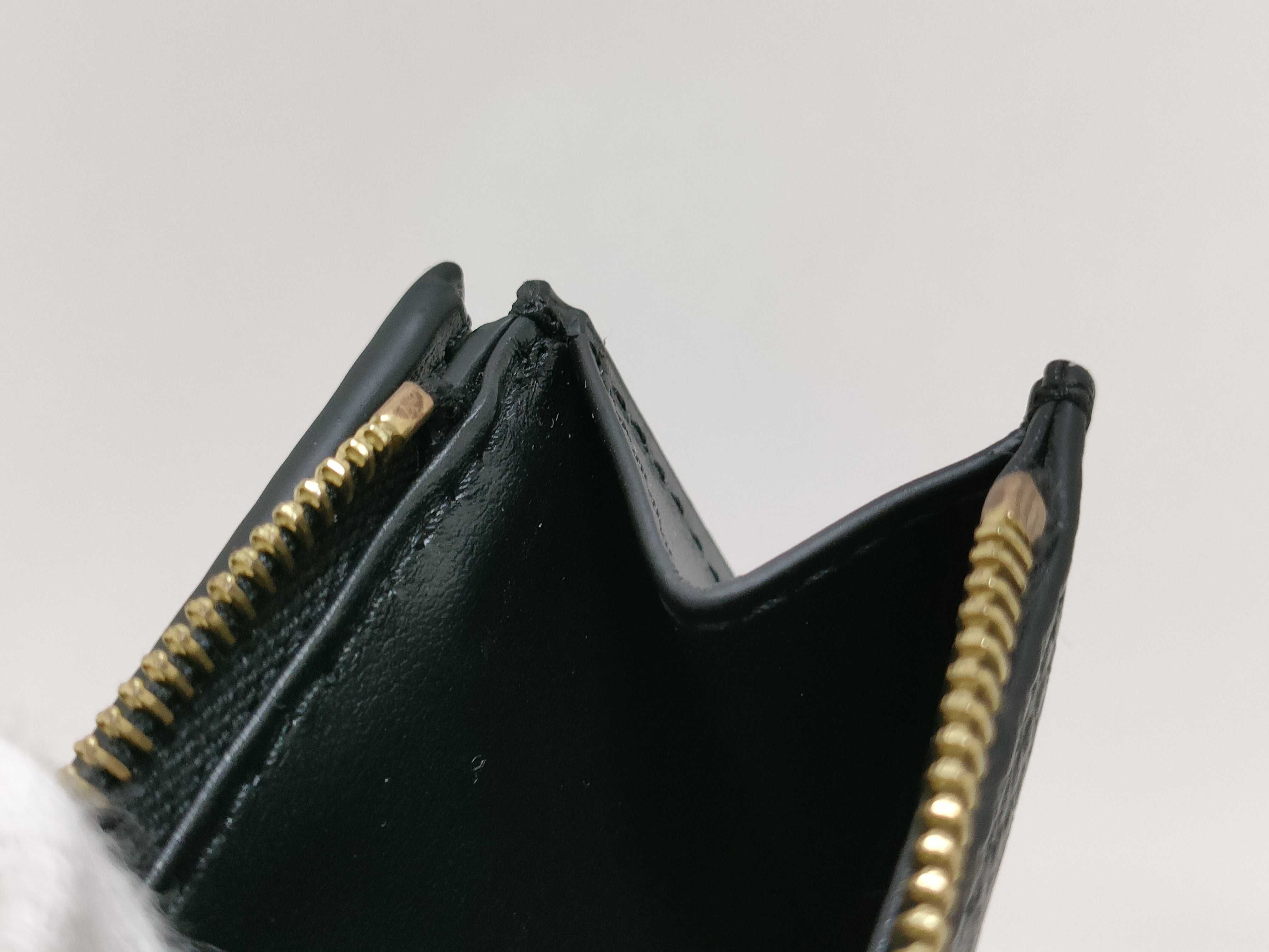 Bi-fold Compact Triomphe Charm Black x Gold Color Box Wallet — view 8