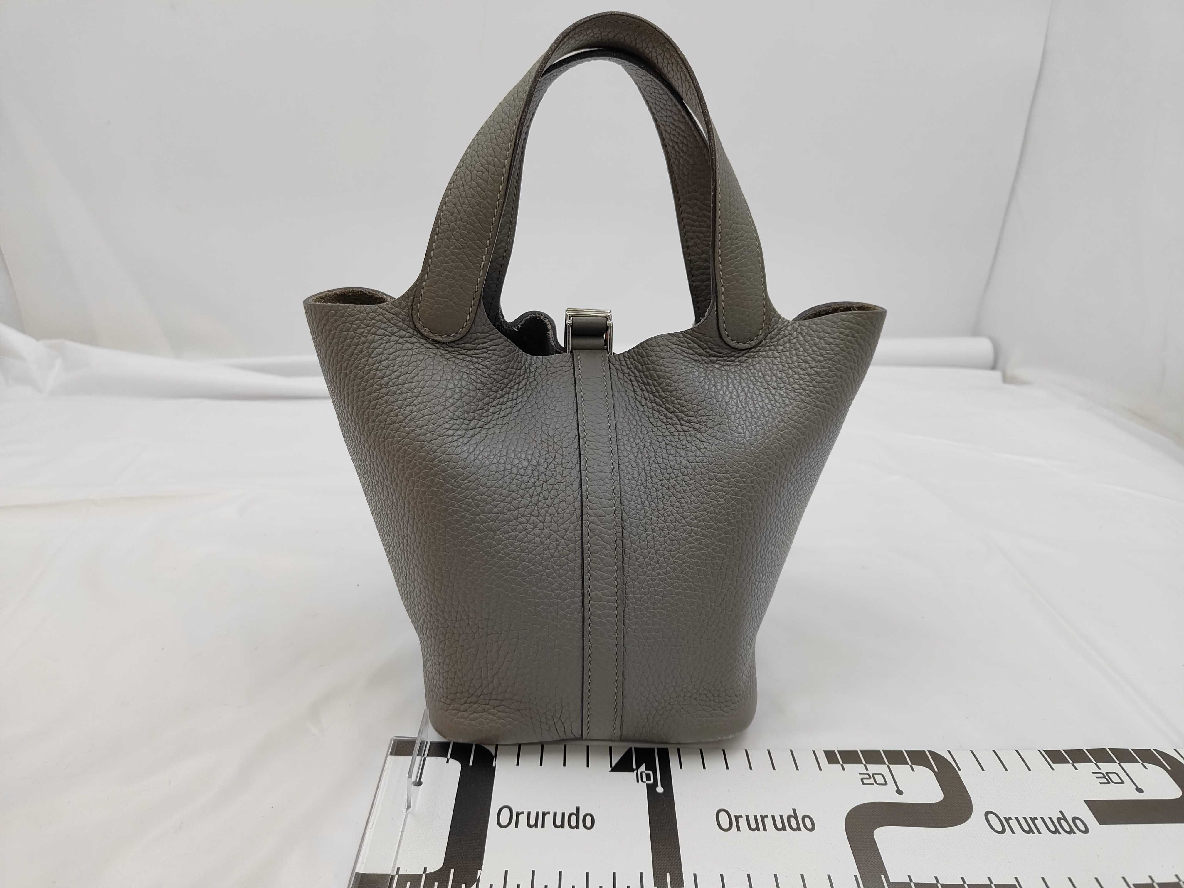 Picotin Lock 18 PM Taurillon Clemence Grismeyer Silver Hardware U Stamp Handbag — view 2