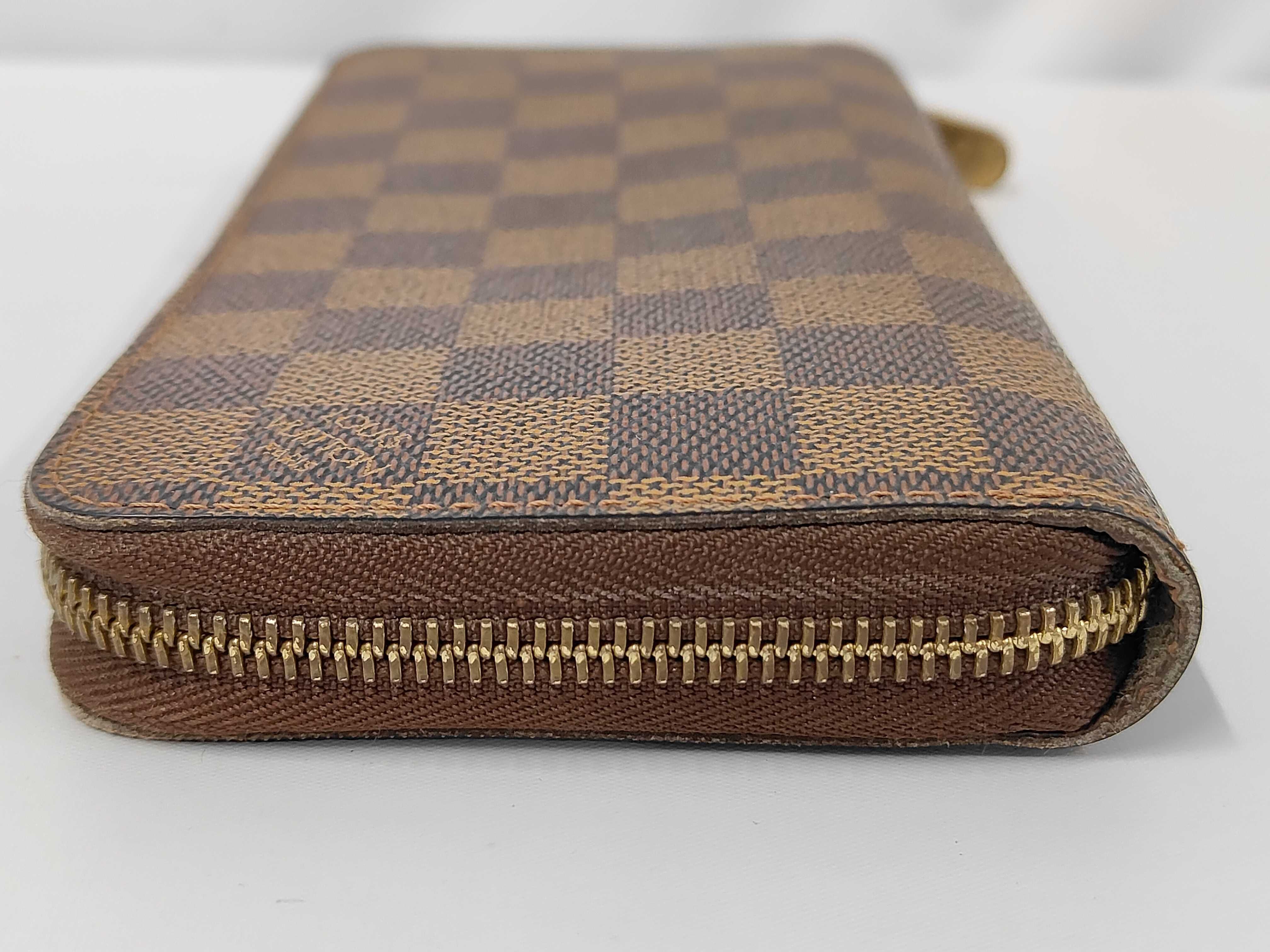 Damier Zippy Wallet Long Wallet — view 5