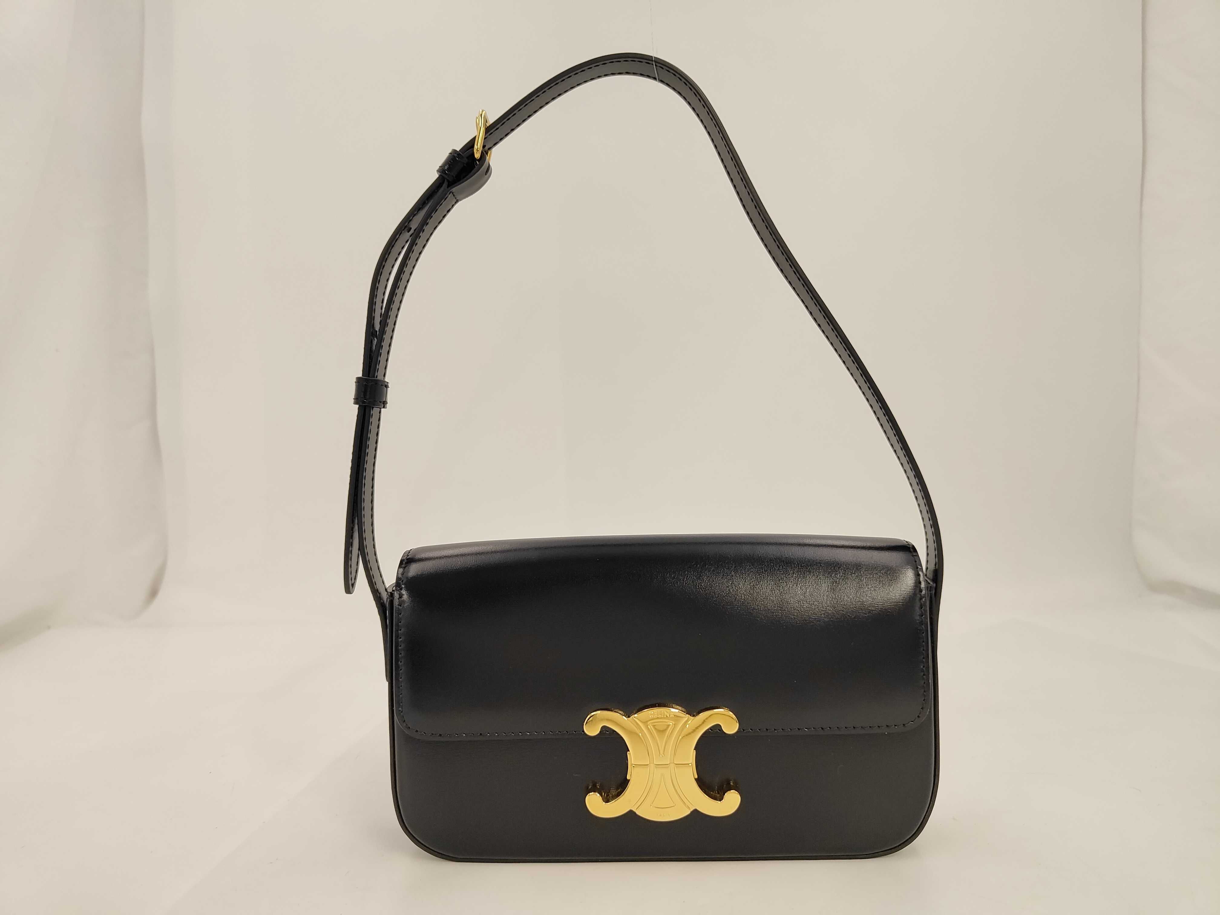 Triomphe Leather Black Handbag