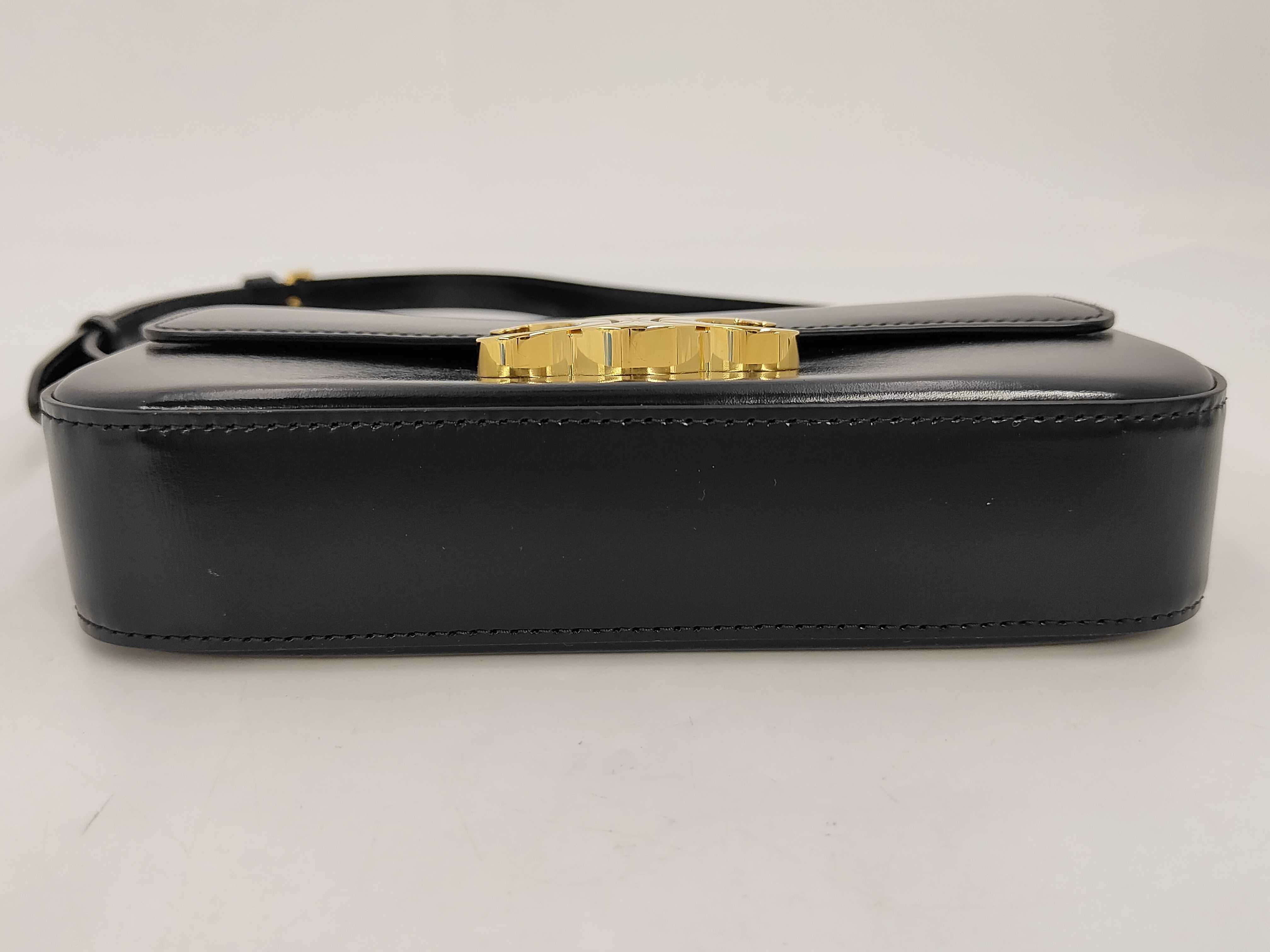 Triomphe Leather Black Handbag — view 6
