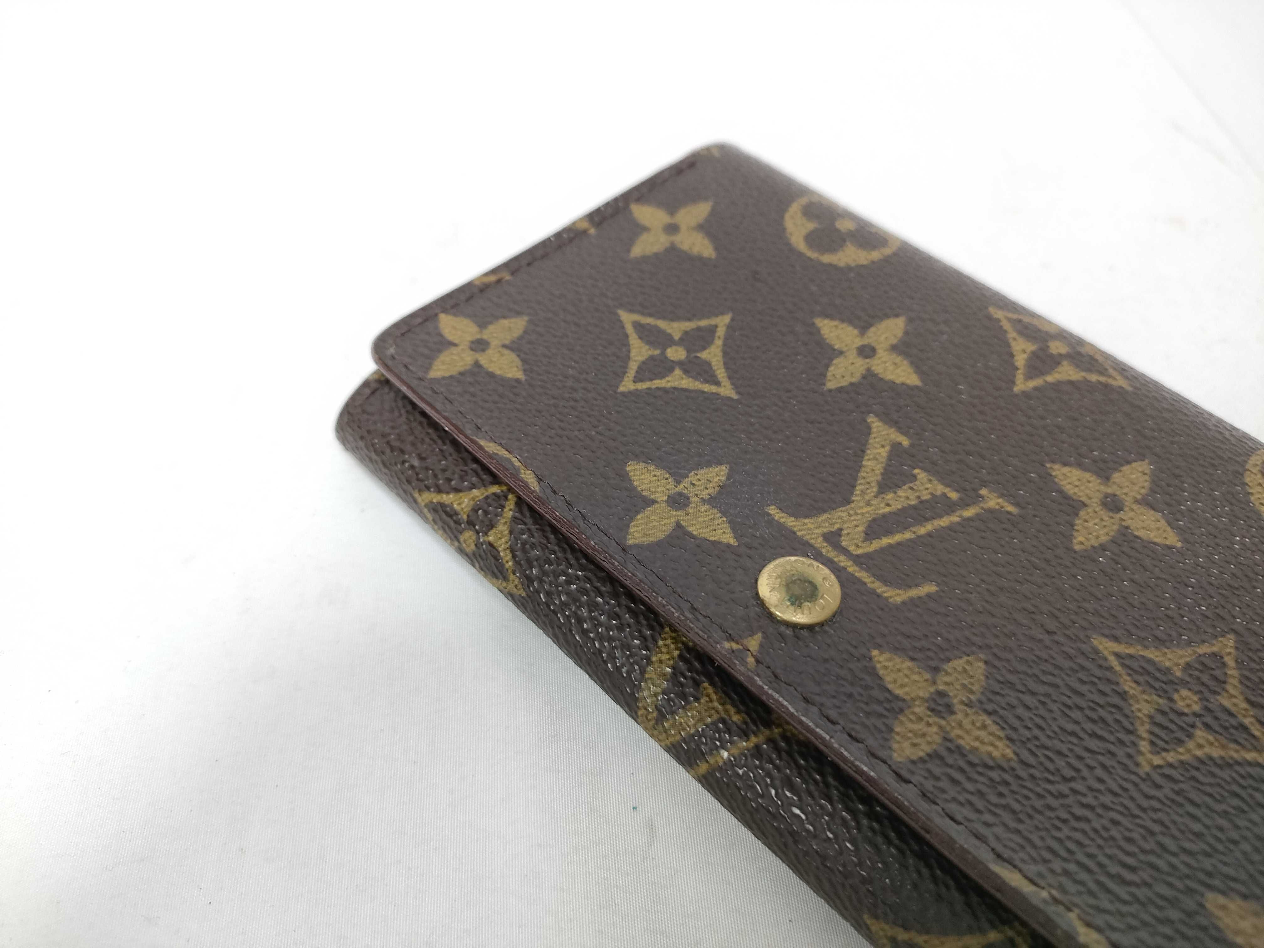 Monogram Louis Vuitton Wallet — view 4