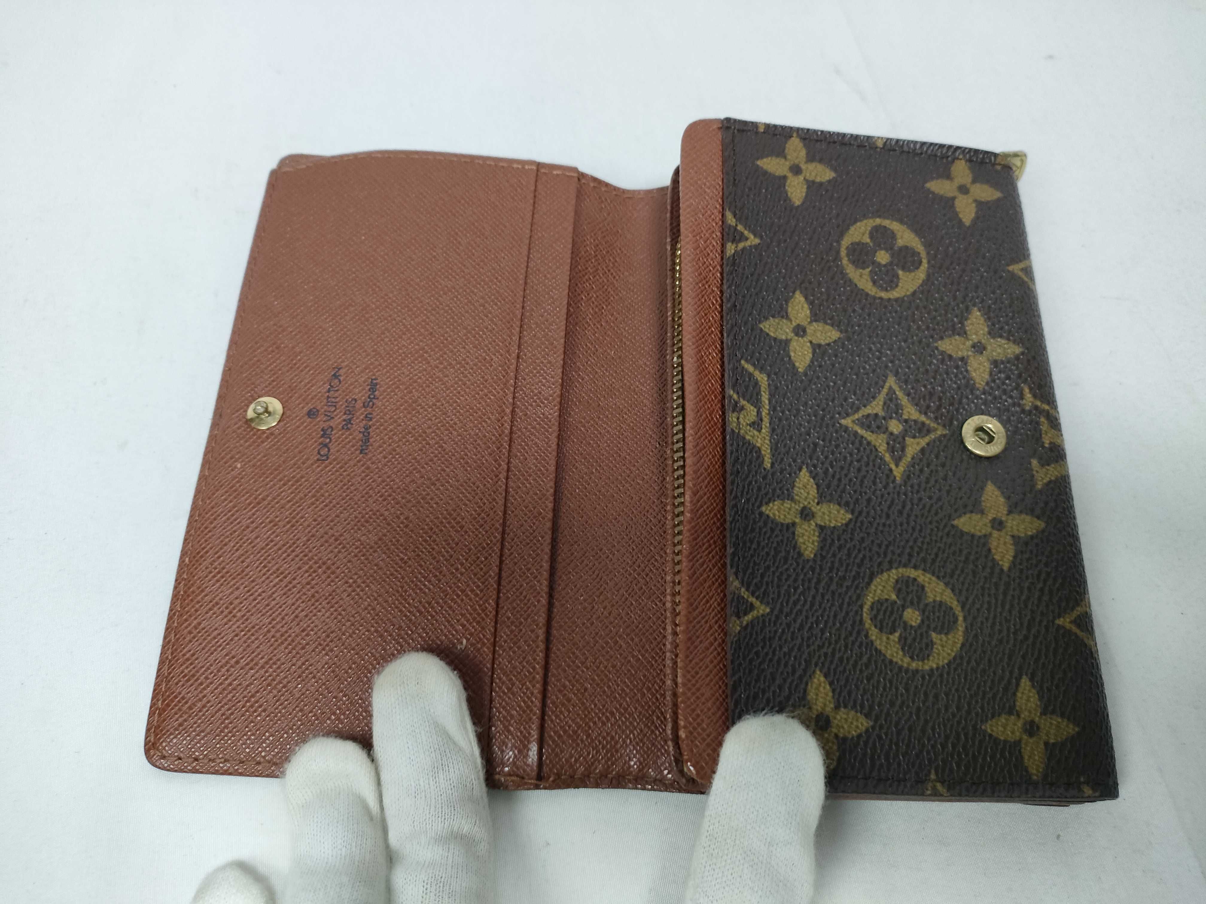 Monogram Louis Vuitton Wallet — view 9