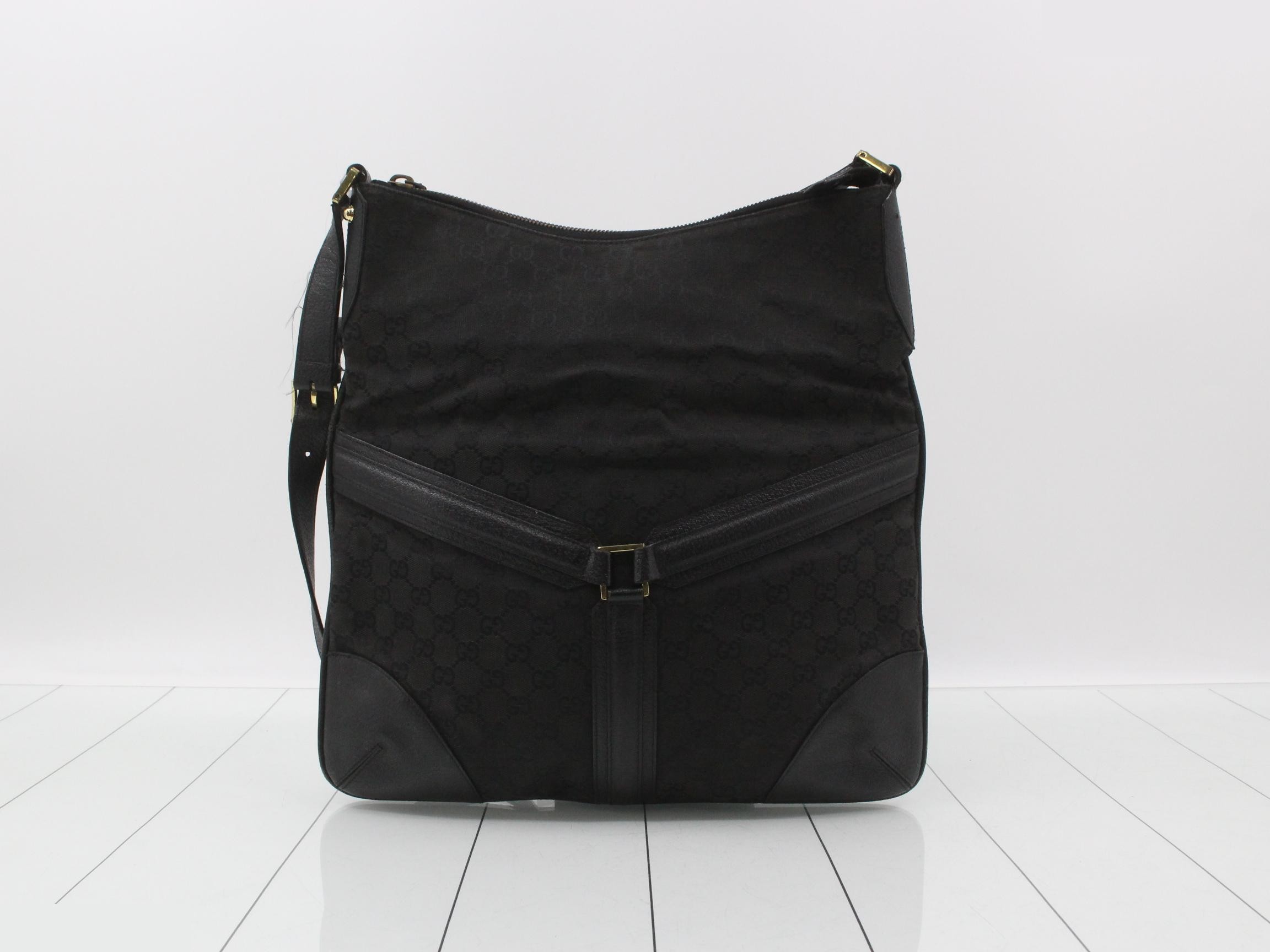GG Canvas Leather Interlocking G Shoulder Bag, Black — view 2