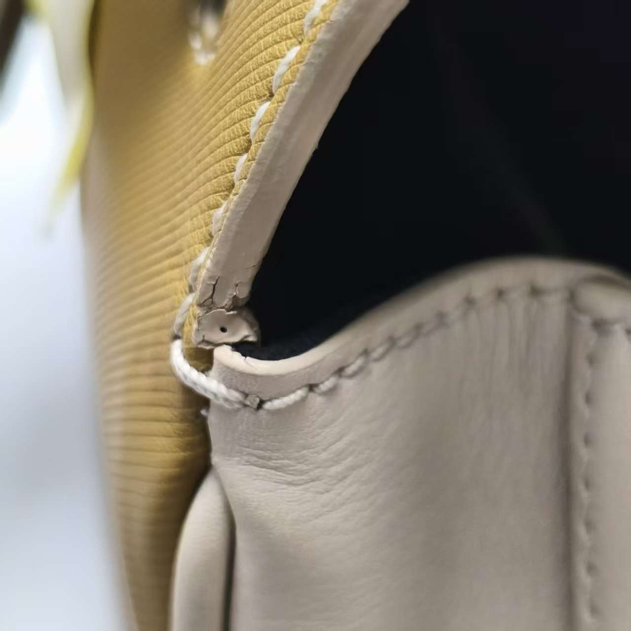 【*Shipped from: China*】BURBERRY DK88 Leather Shoulder Bag — view 13