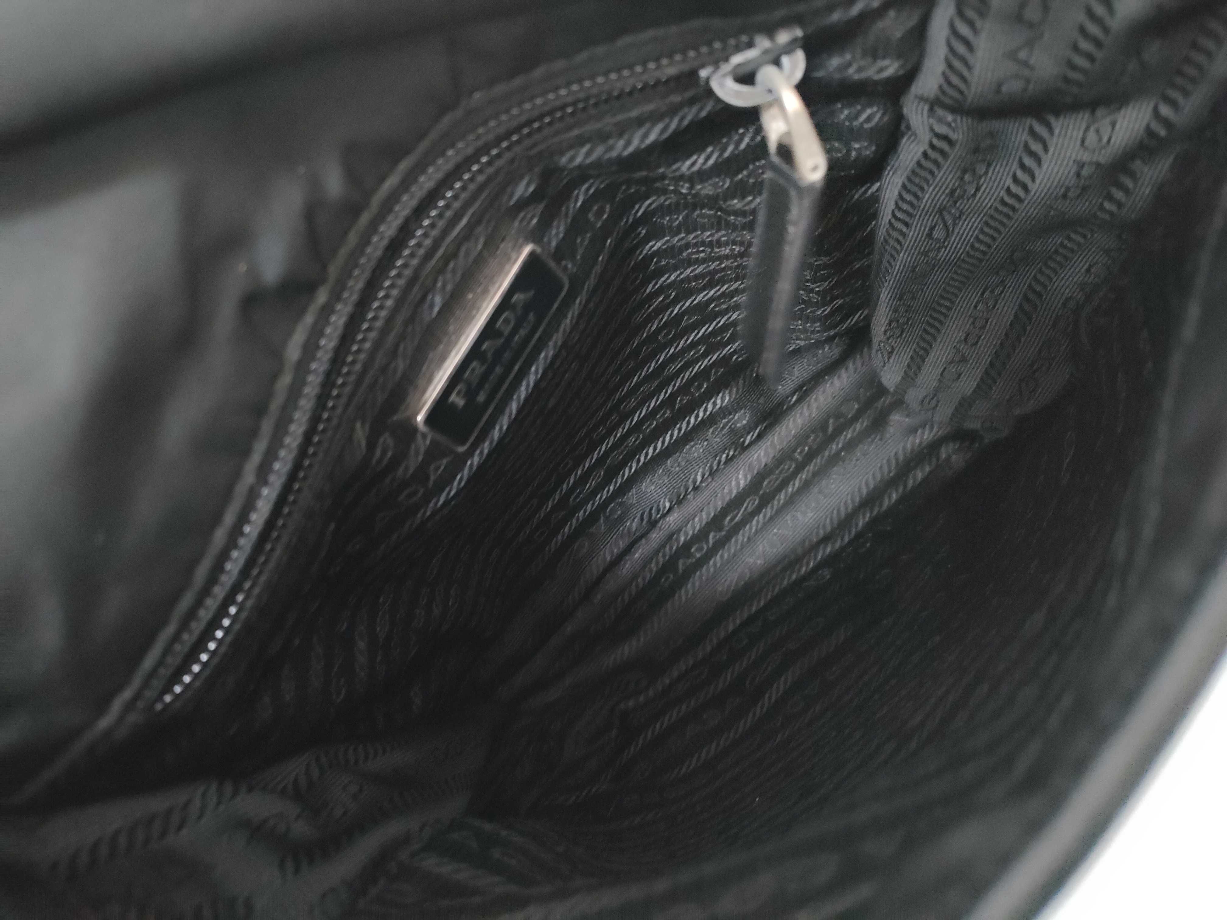 Nylon Messenger Shoulder Bag — view 9