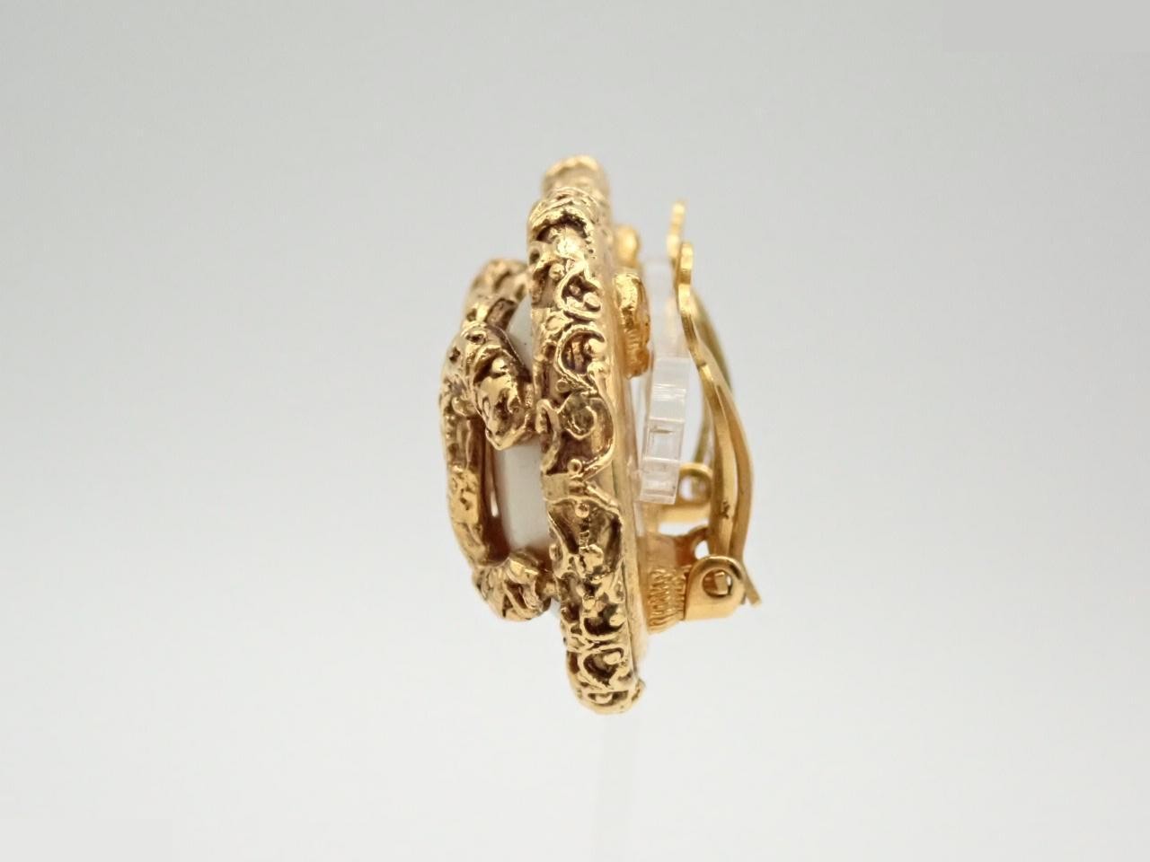 Vintage Classic (Precious Metal) Earrings — view 3