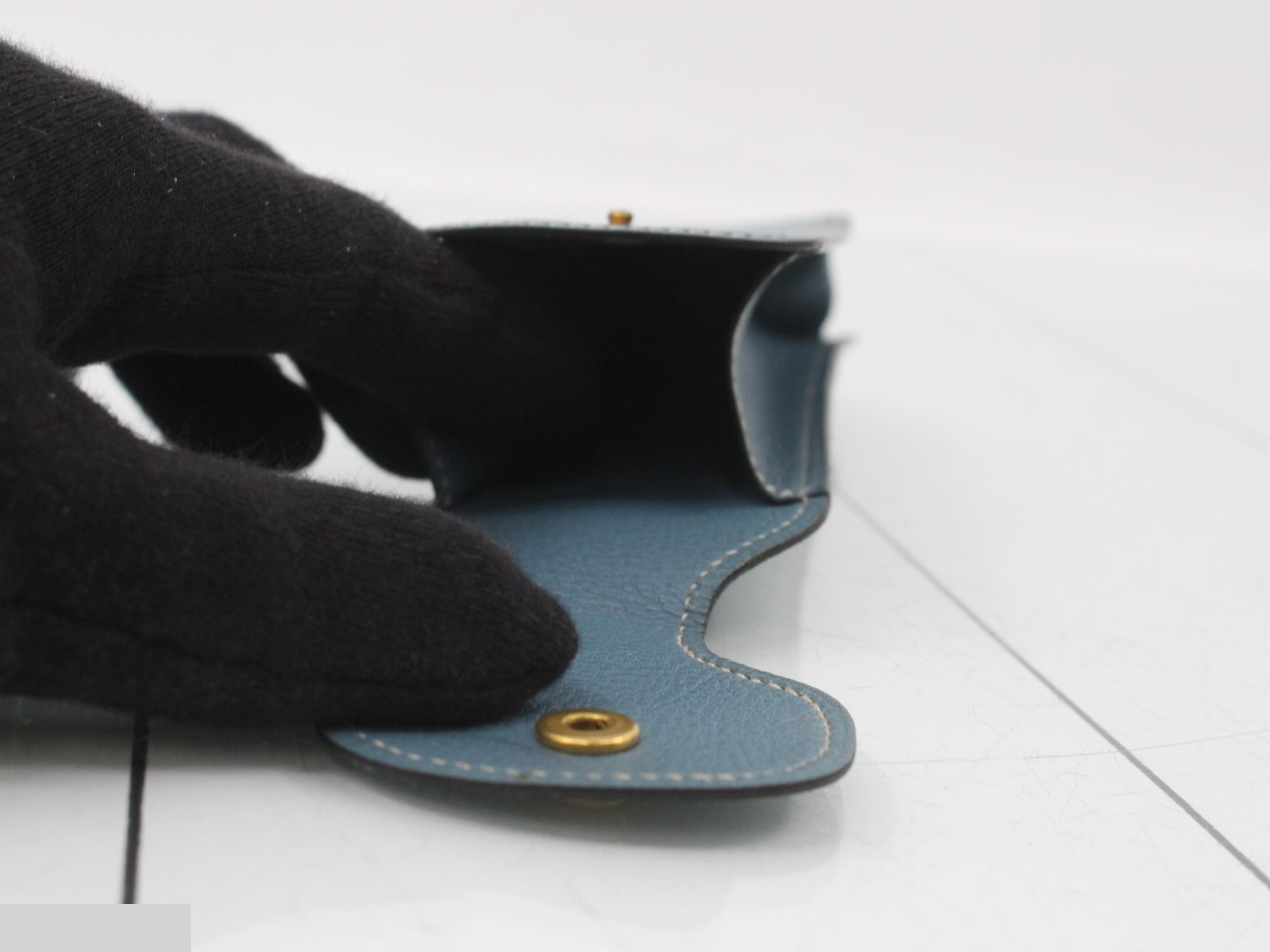 case — view 4