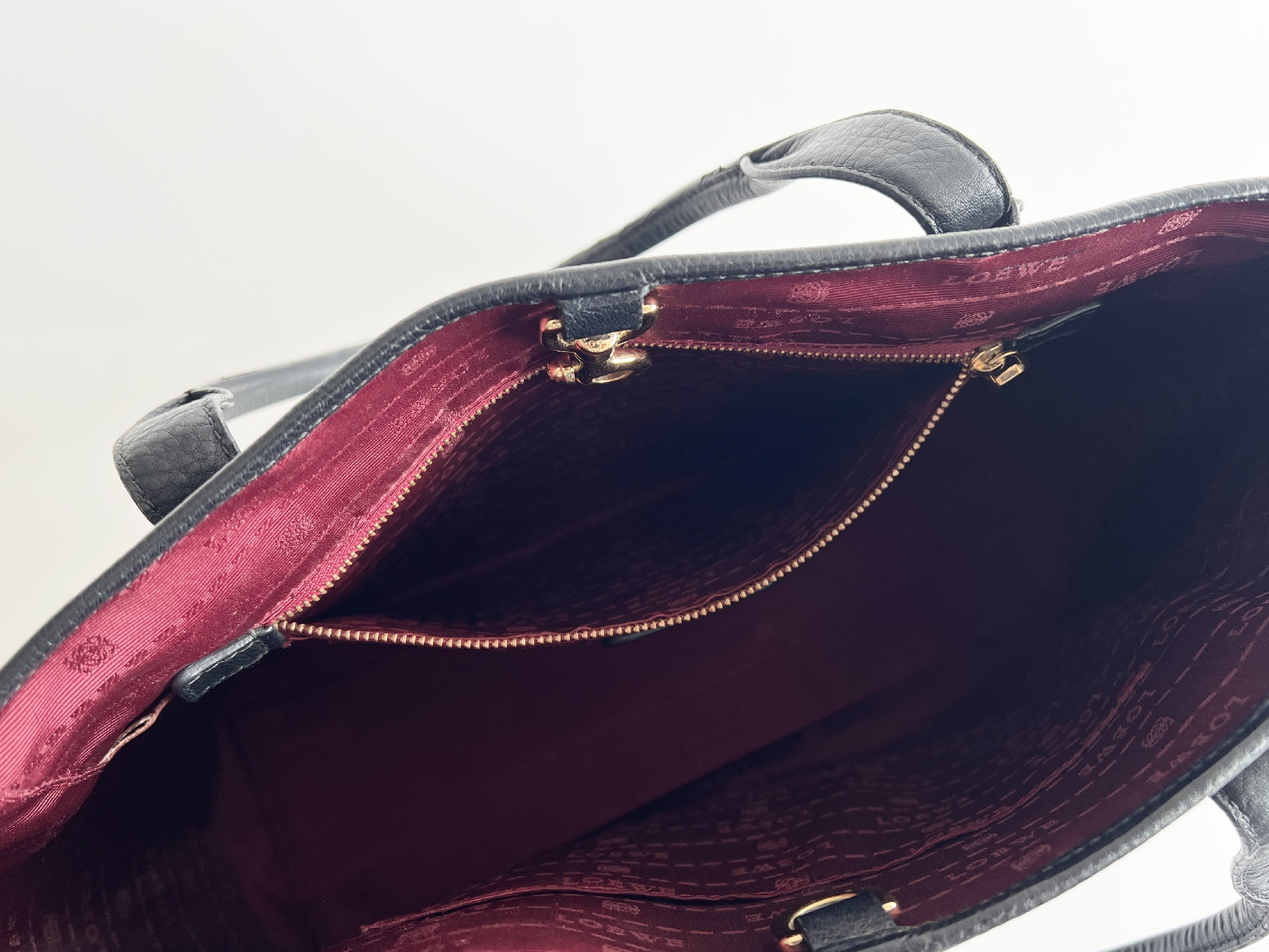 Heritage Embossed Logo Leather Handbag Tote Bag — view 7