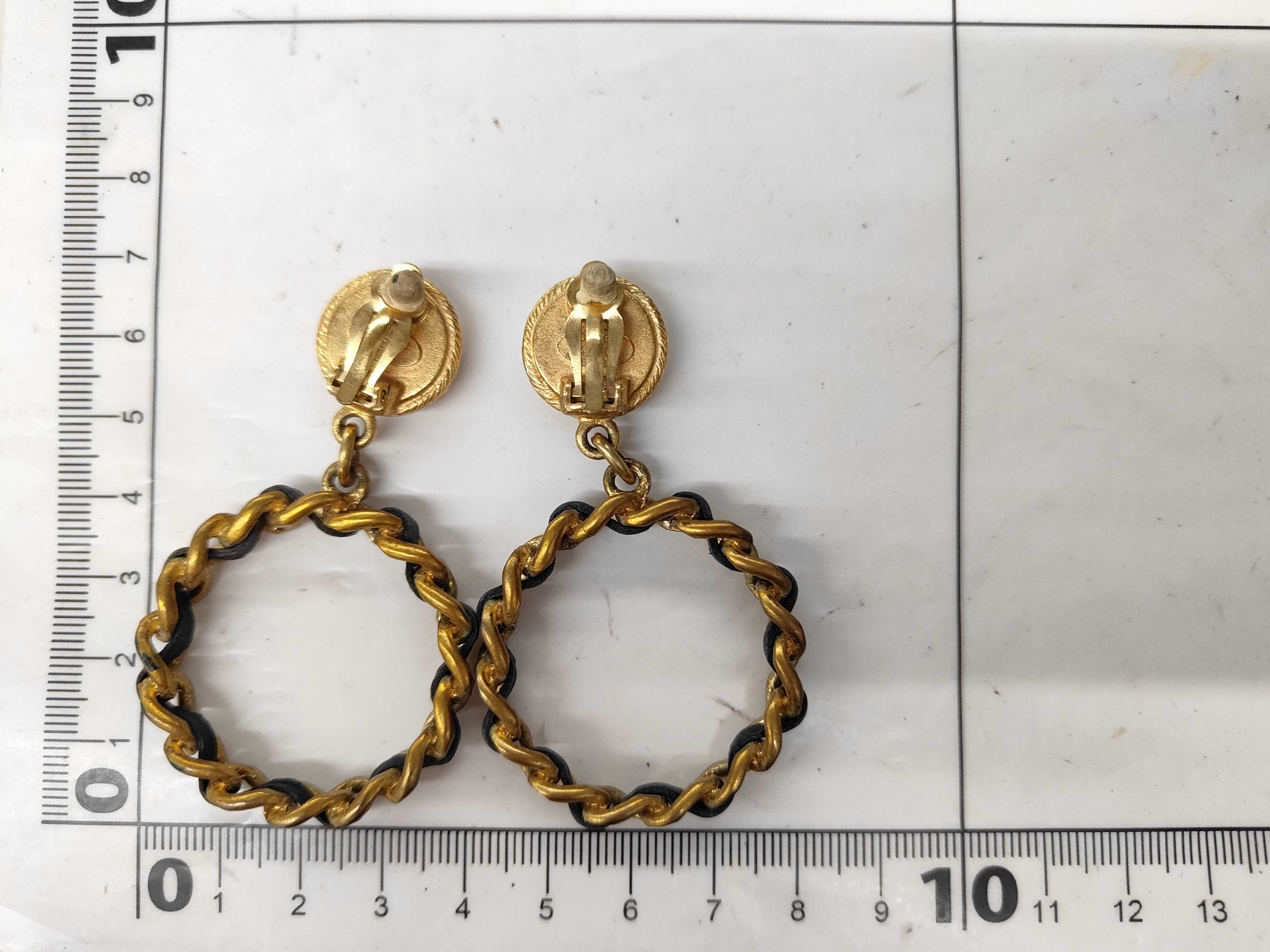 loop earrings — view 6