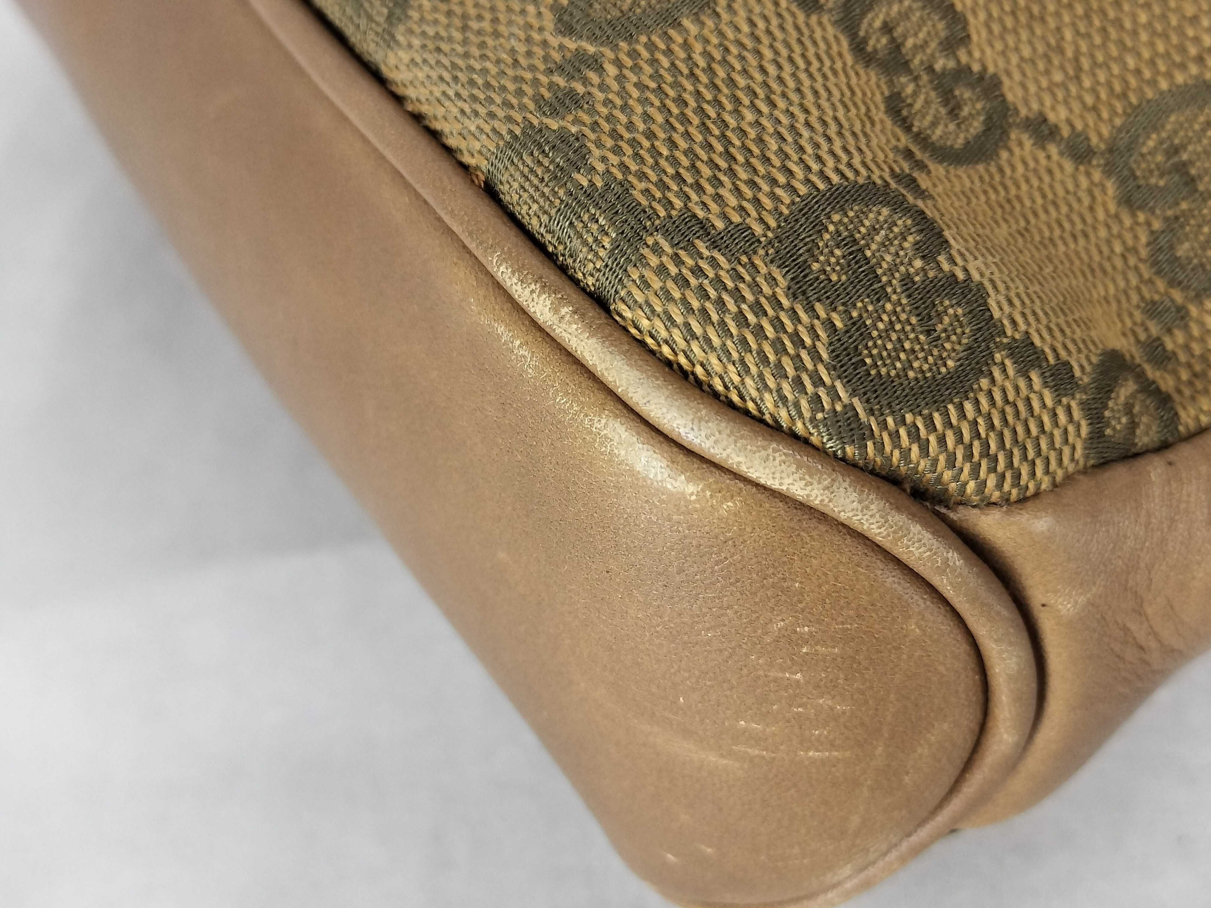 GG Canvas Shoulder Bag (109106) — view 6