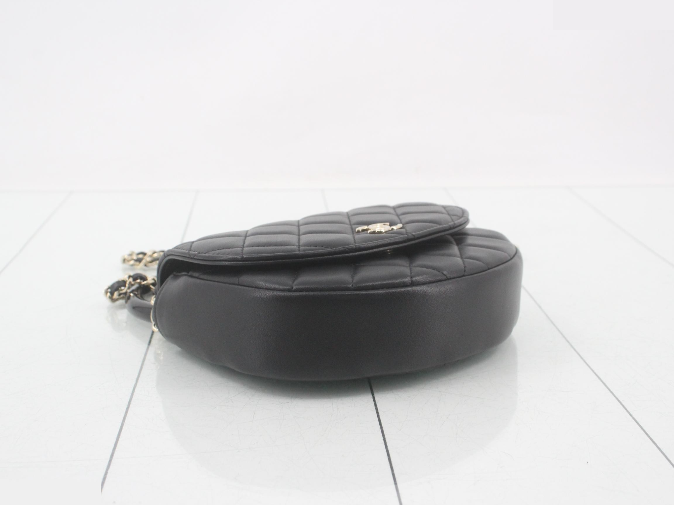Matelassé handbag / chain shoulder bag (2-way) — view 5