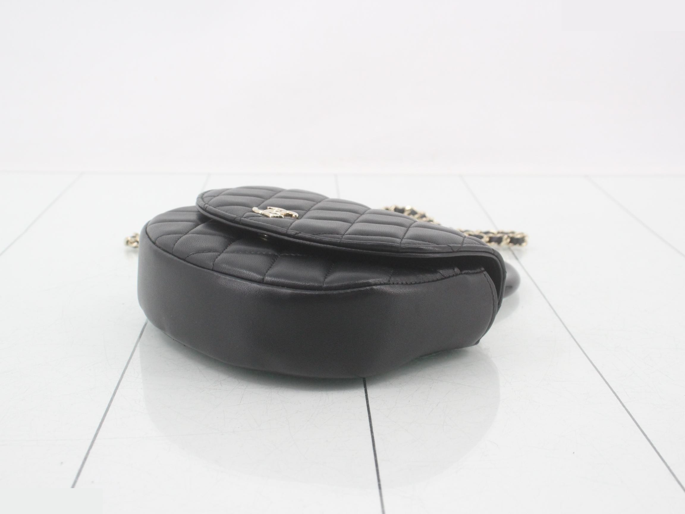 Matelassé handbag / chain shoulder bag (2-way) — view 6