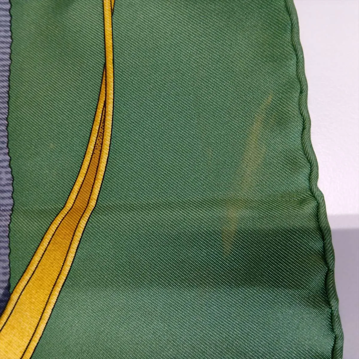 Carre 90 GRAND MANEGE (Grand Taming Technique) Scarf, Silk, Green. Shows wear, — view 10