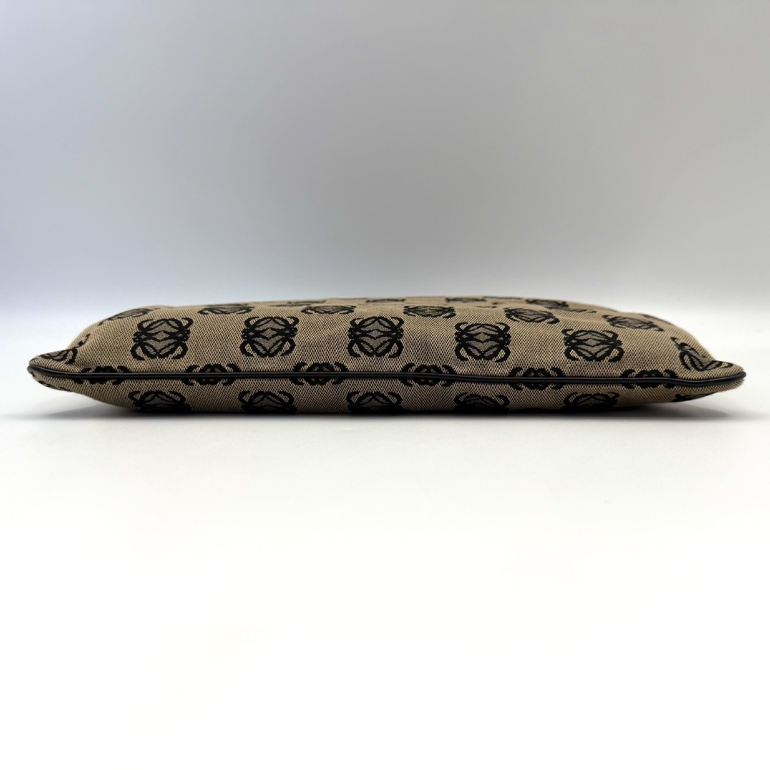 Anagram Handbag — view 3