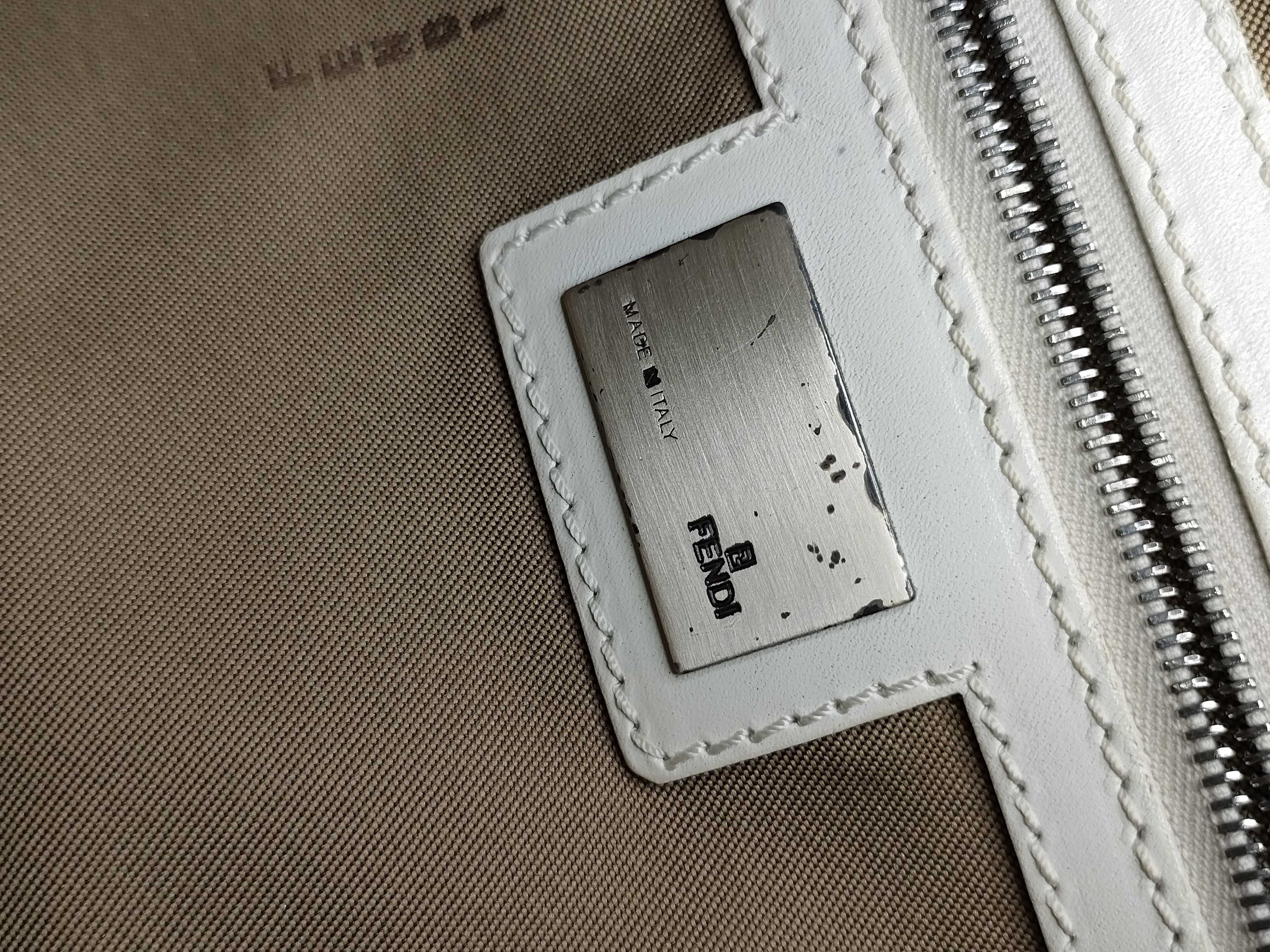 handbag — view 11