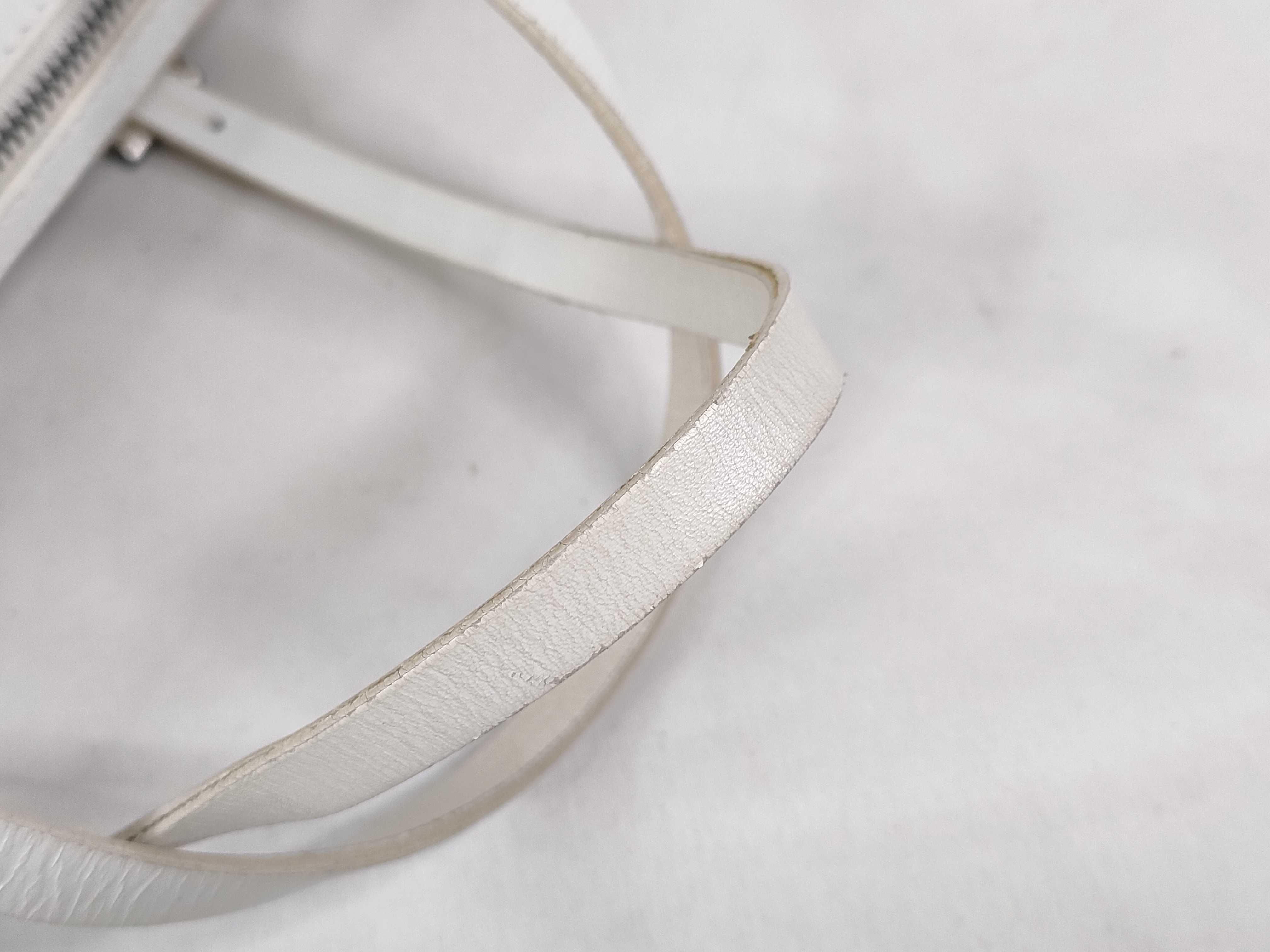 handbag — view 4