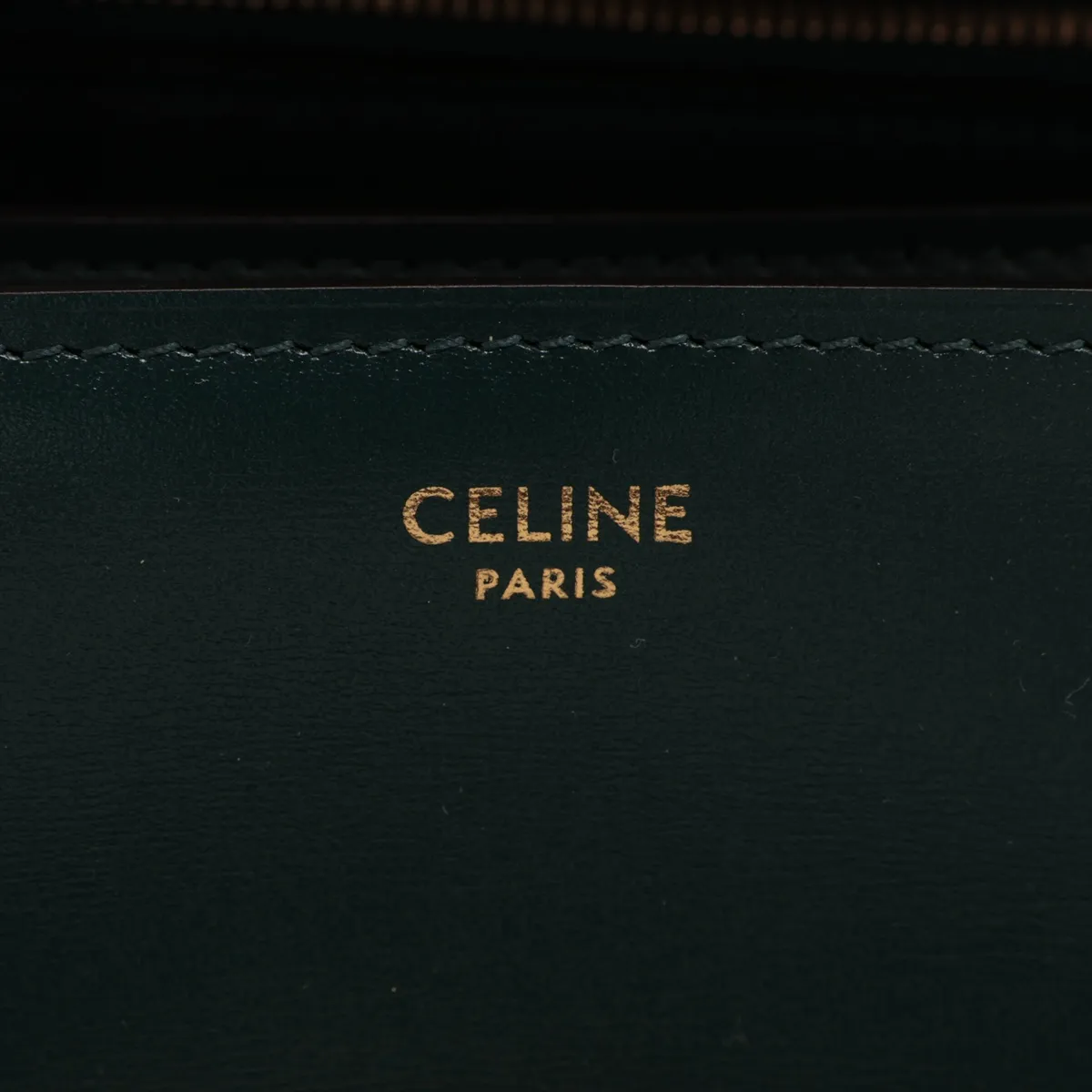 Classic Box Leather Shoulder Bag Green — view 11