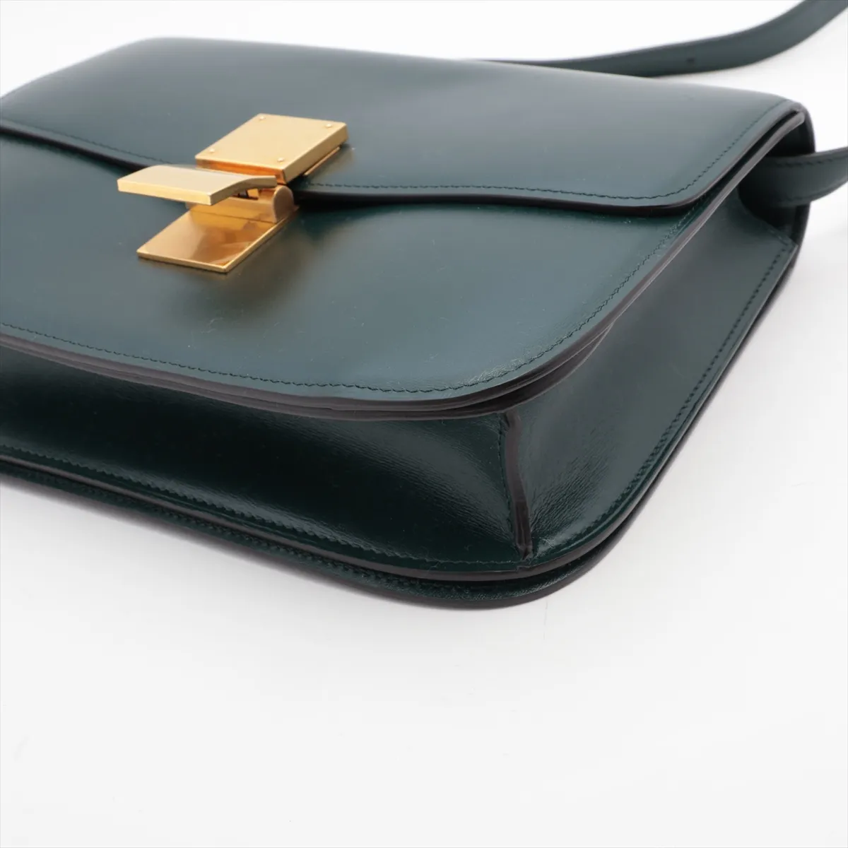 Classic Box Leather Shoulder Bag Green — view 3