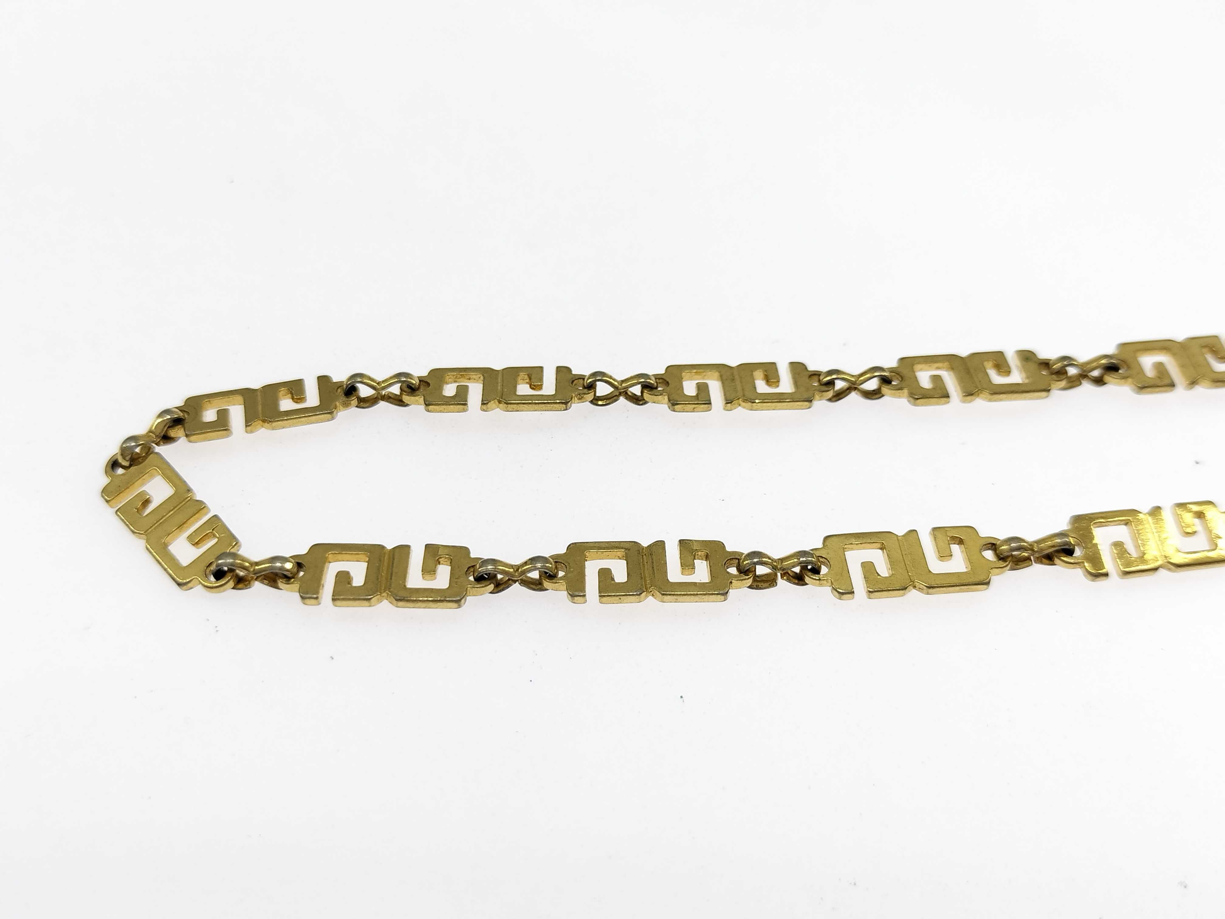 necklace — view 3