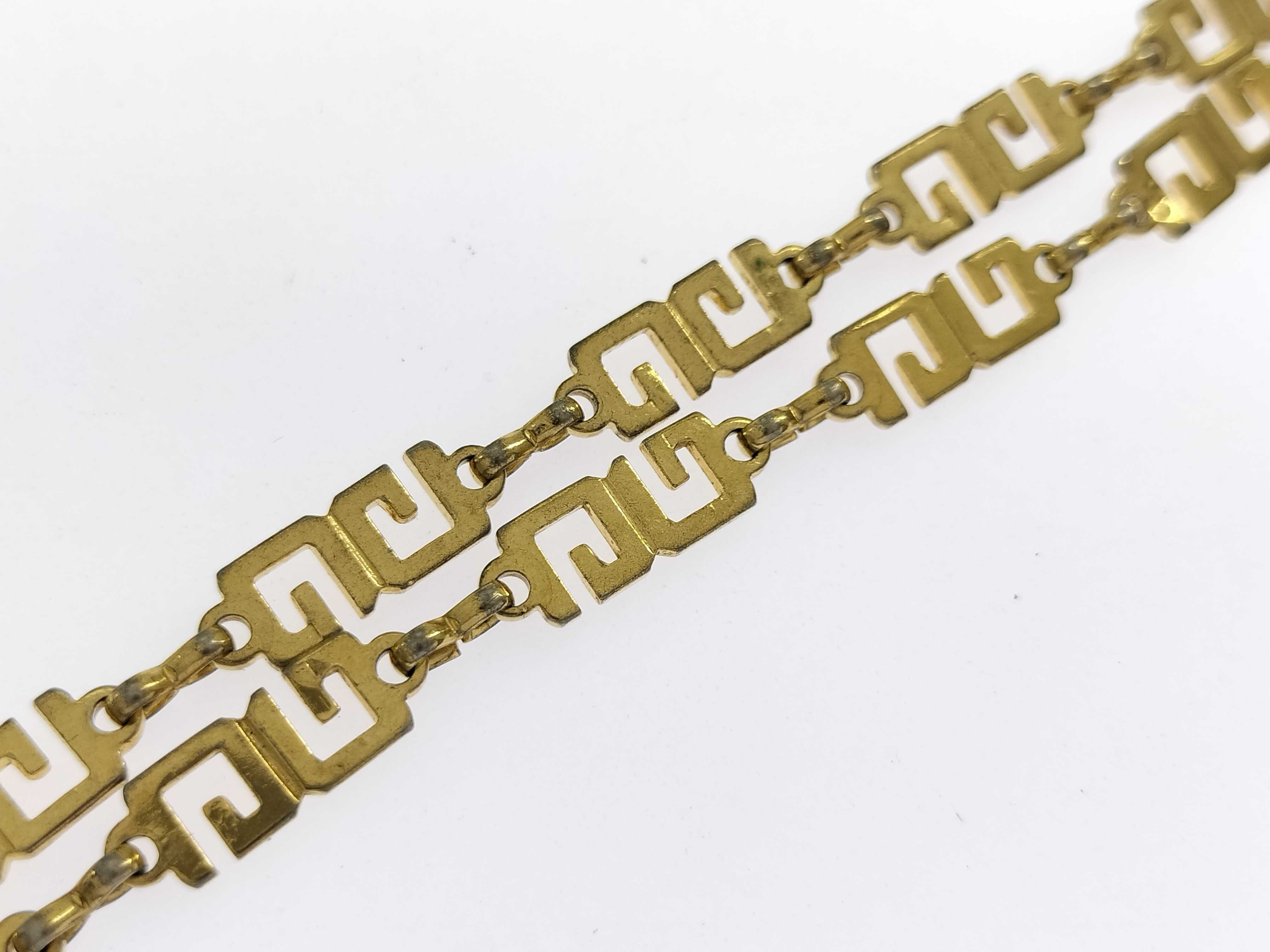 necklace — view 4