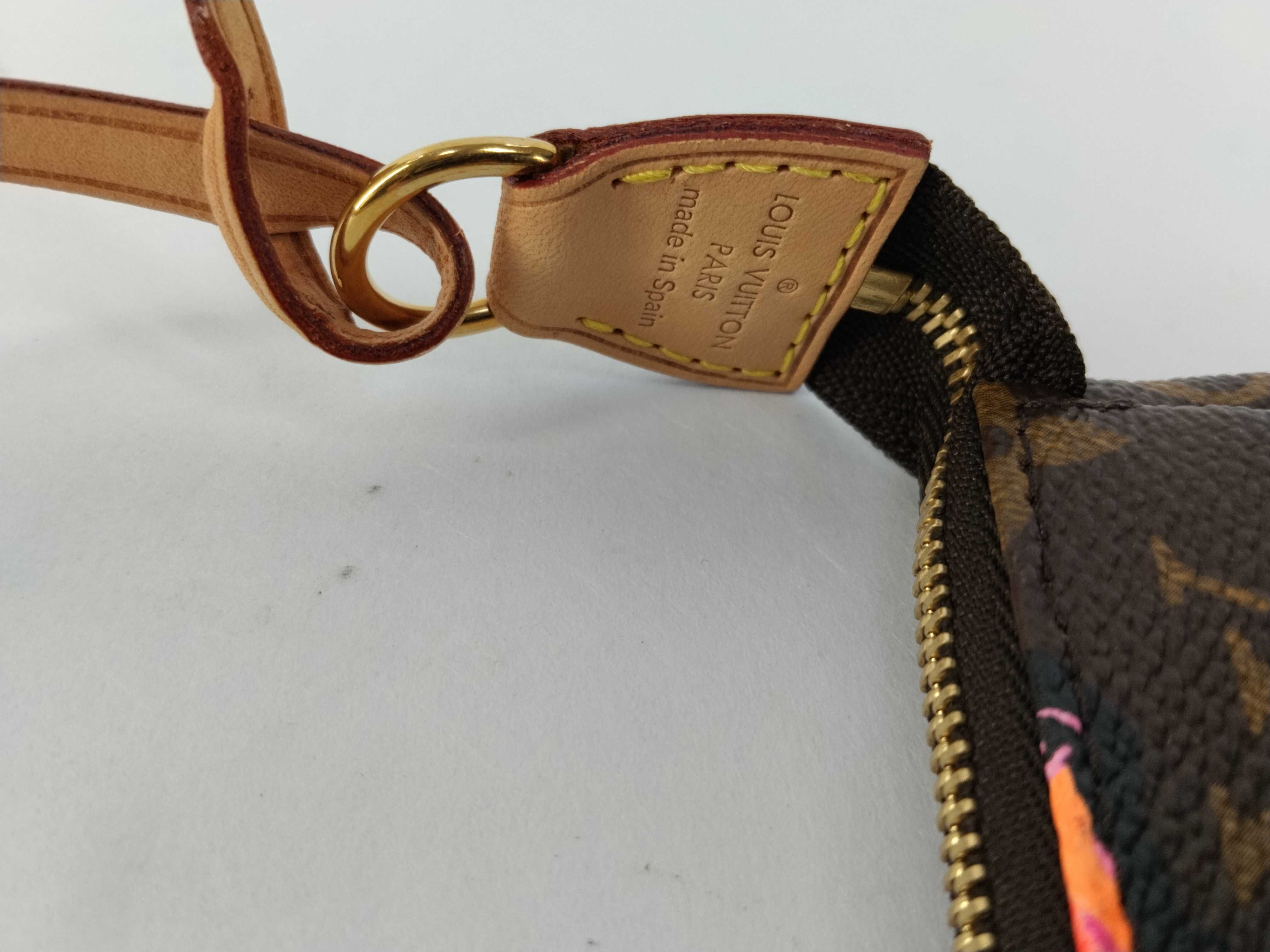 Monogram Rose Pochette Accessoires M48615 Pouch — view 7