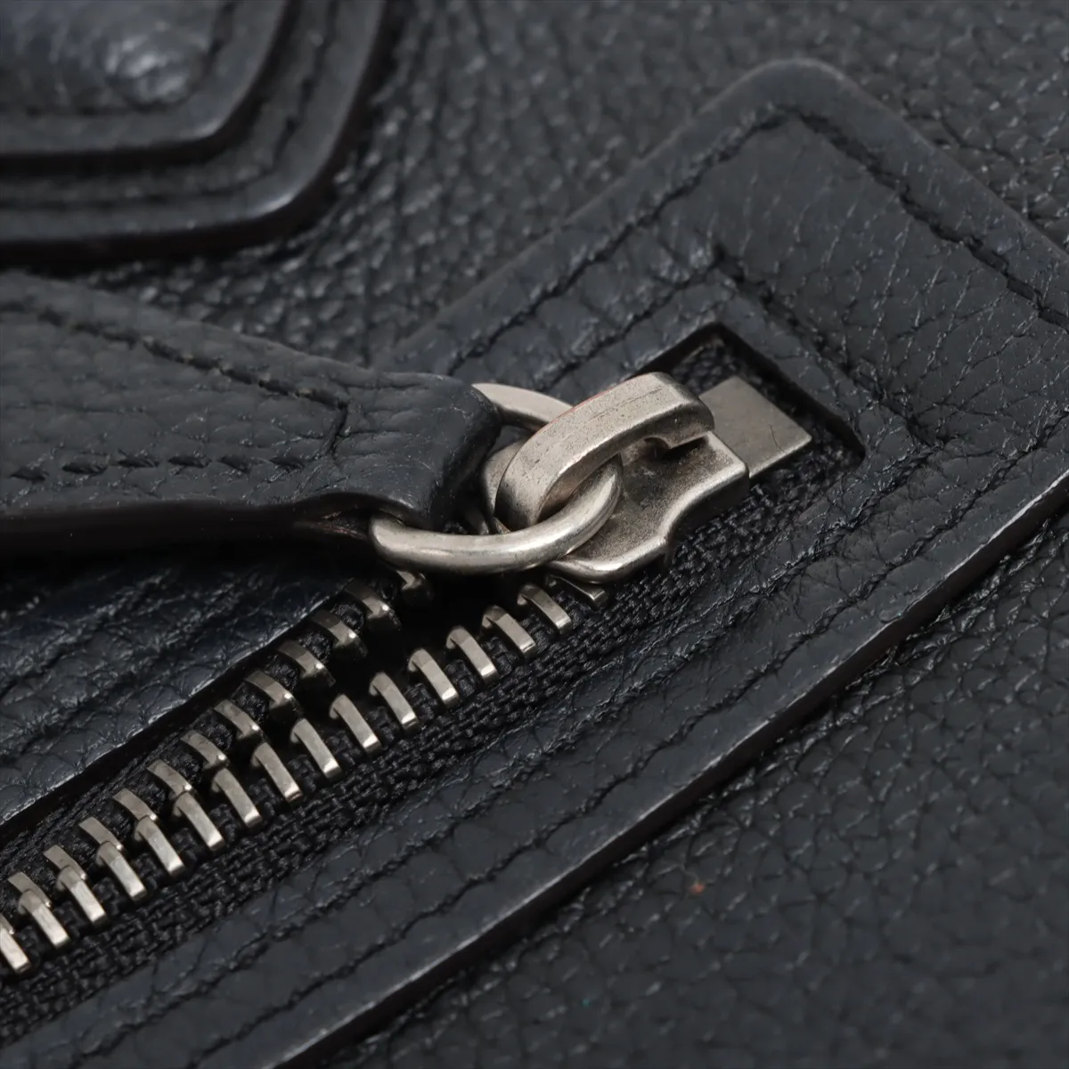Luggage Micro Shopper Leather Handbag Black — view 15