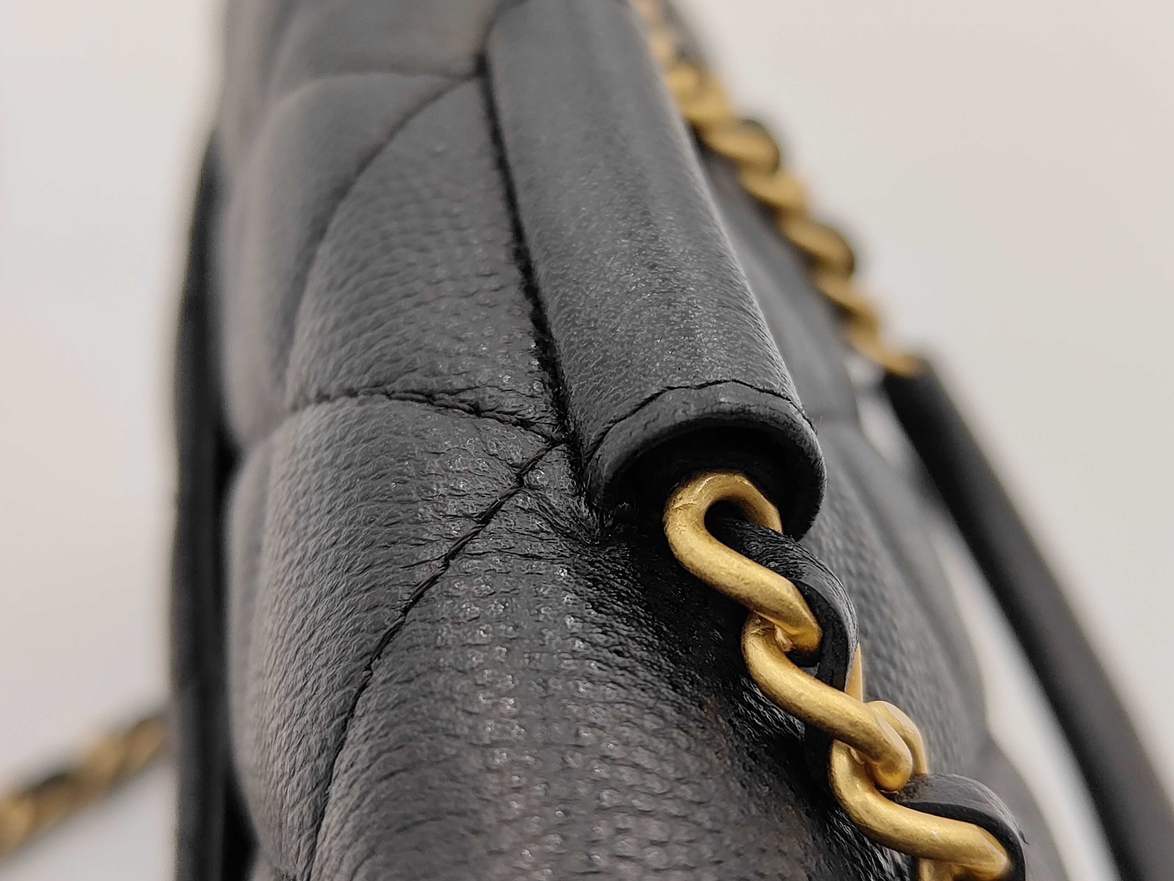 Matelassé 2-Way Chain Wallet Caviar Leather Black Shoulder Bag — view 15