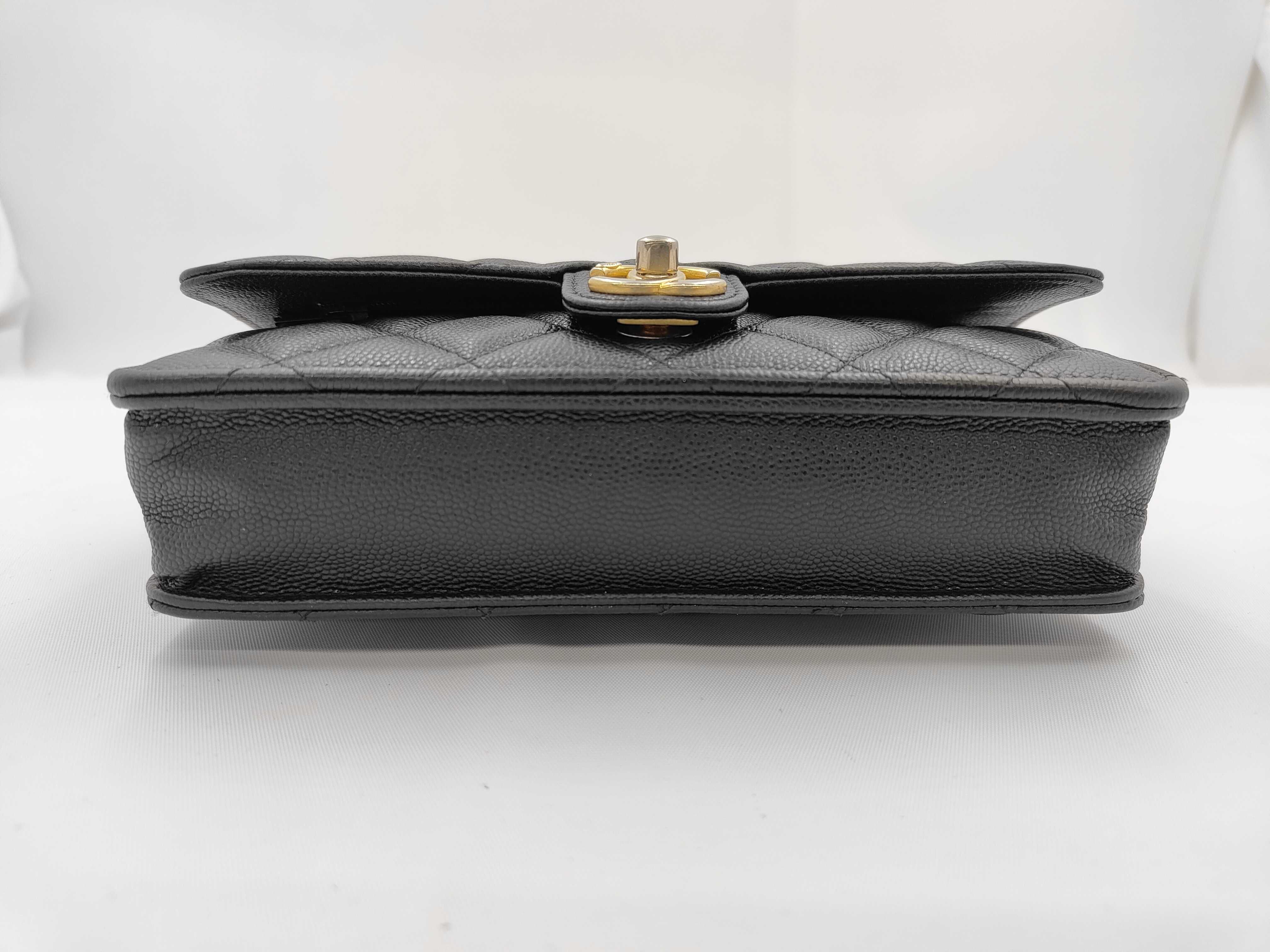 Matelassé 2-Way Chain Wallet Caviar Leather Black Shoulder Bag — view 6