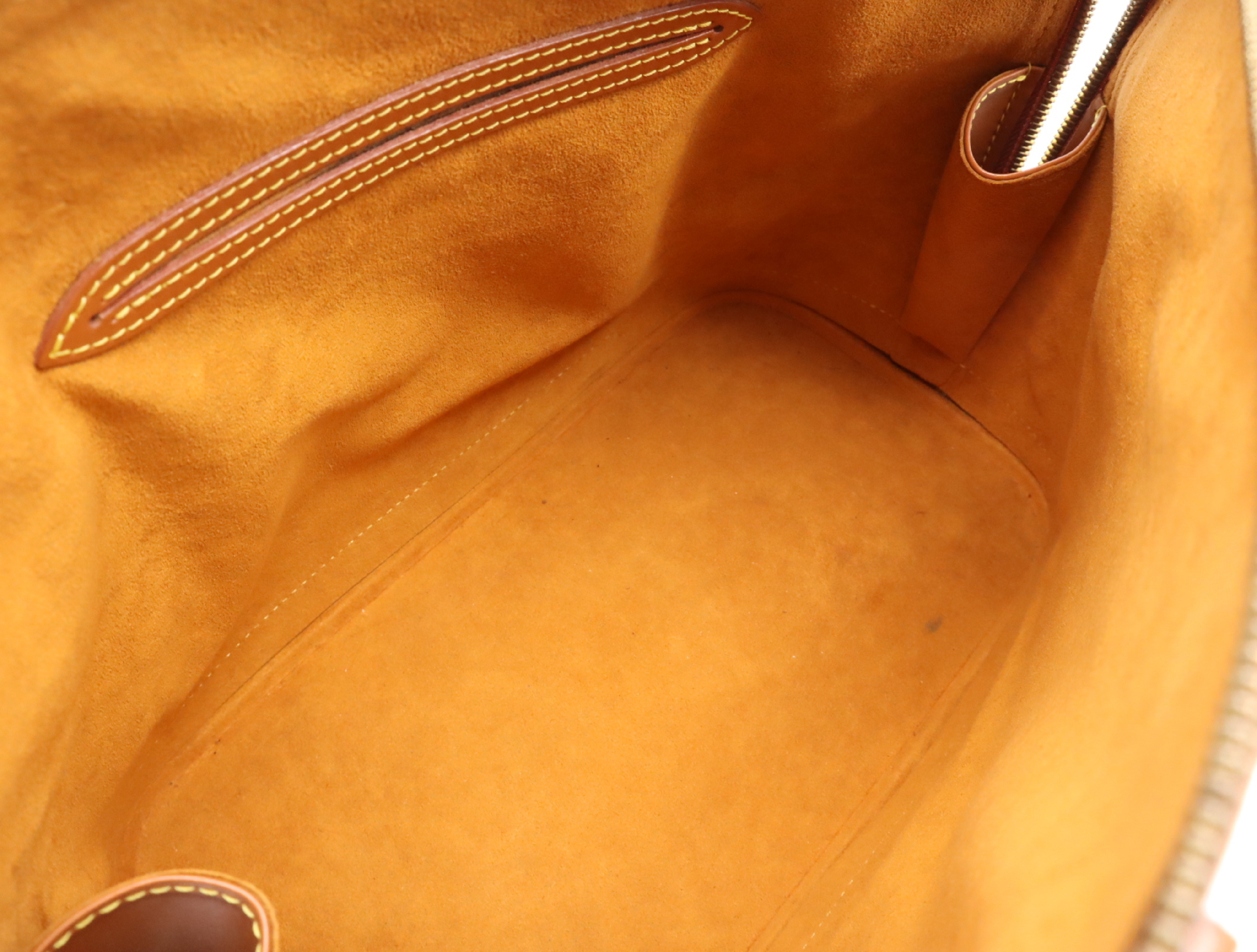 M52148 Epi Arma Zipangu Gold Handbag — view 12