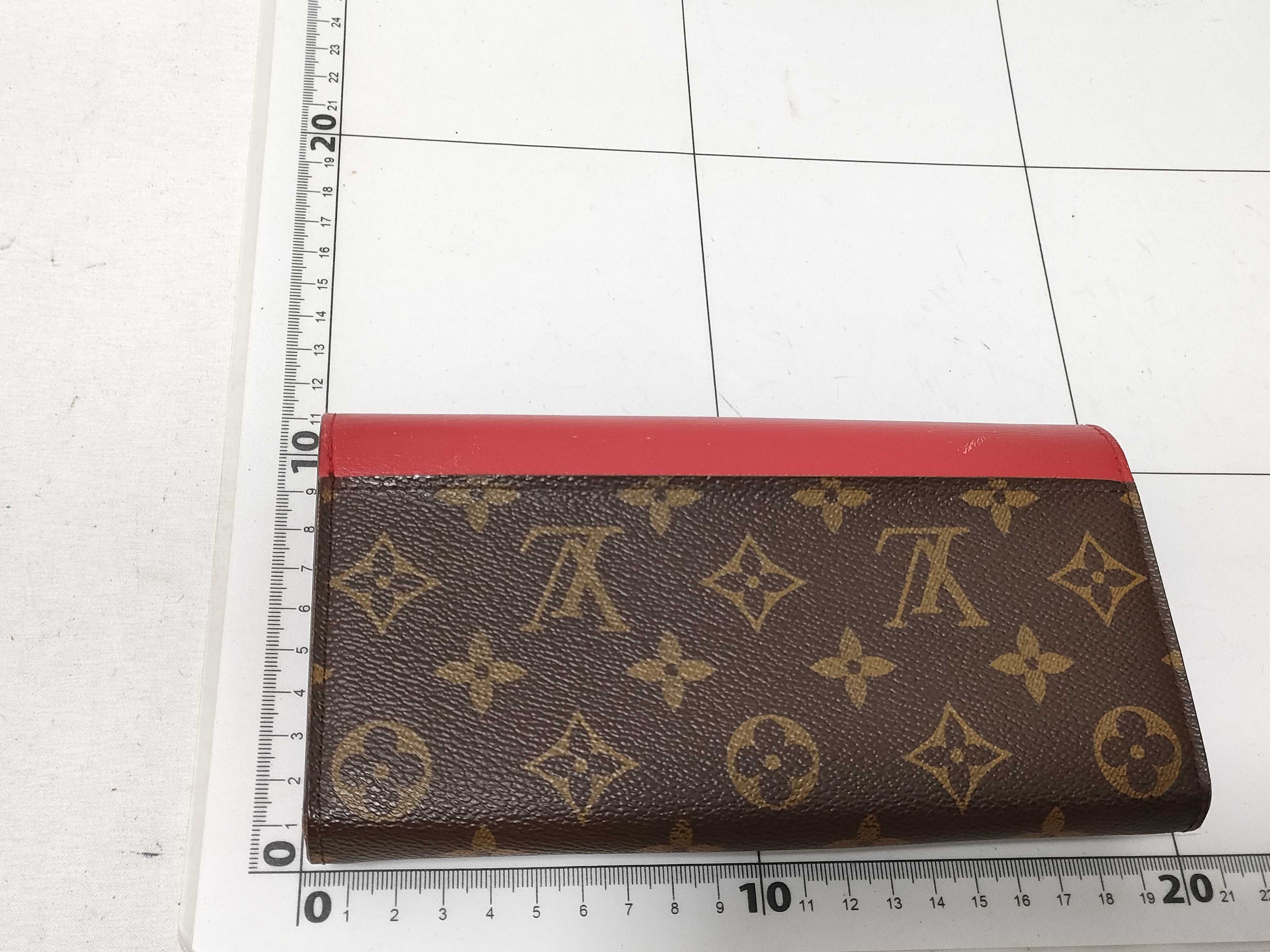 Monogram Portefeuille Sarah M60791 Bi-fold Long Wallet — view 2