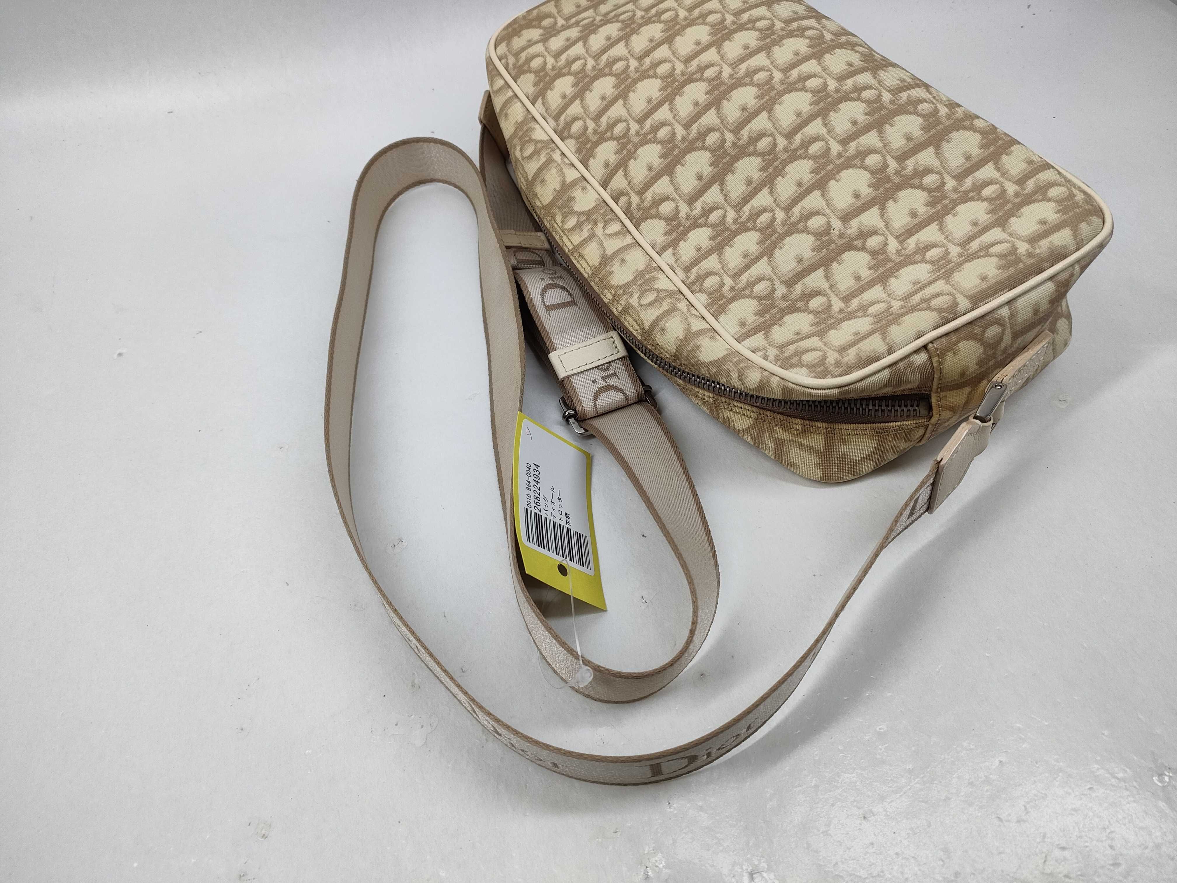 Trotter Floral Shoulder Bag — view 8
