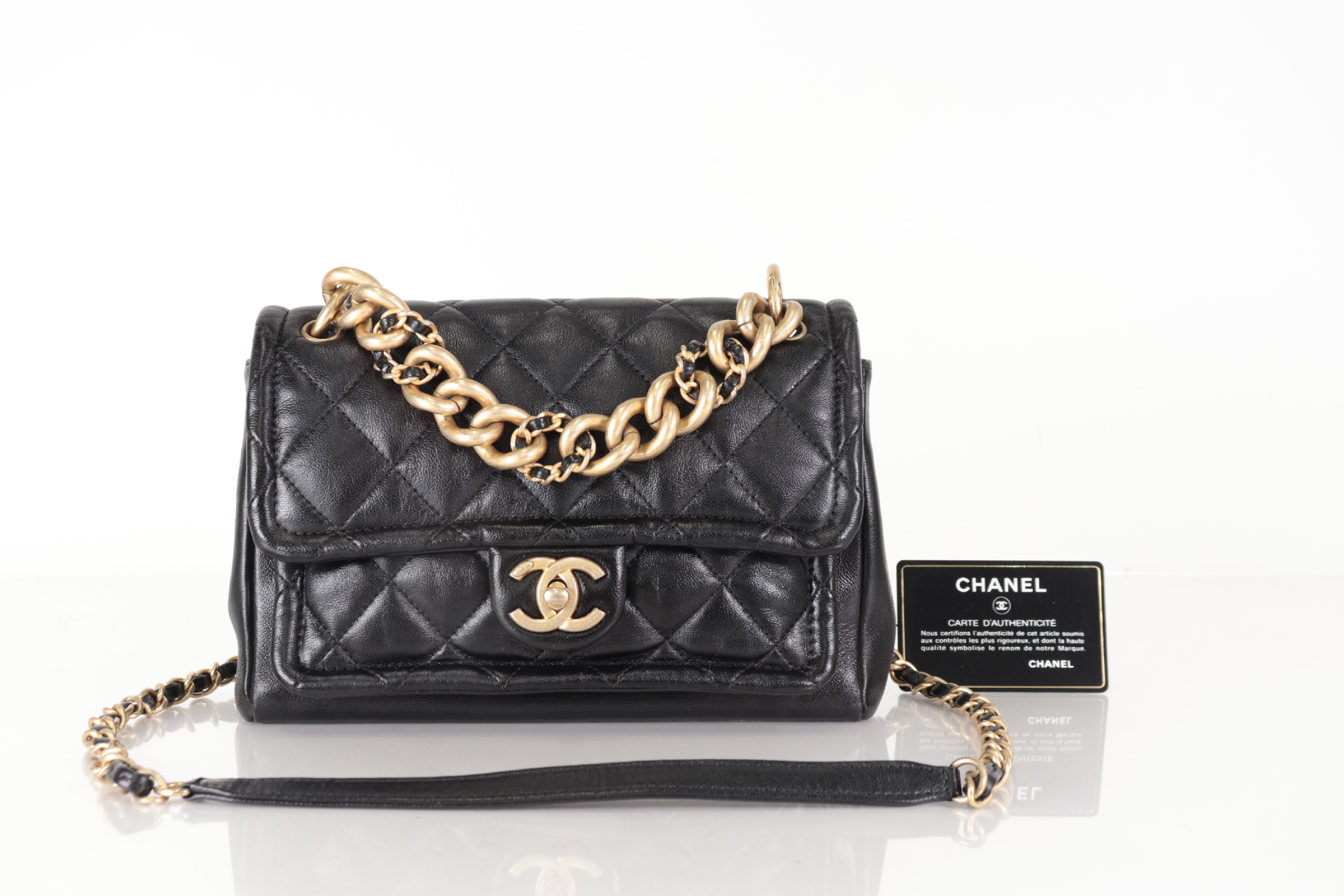 Lambskin 2-Way Chain Shoulder Bag (Serial Number 28)