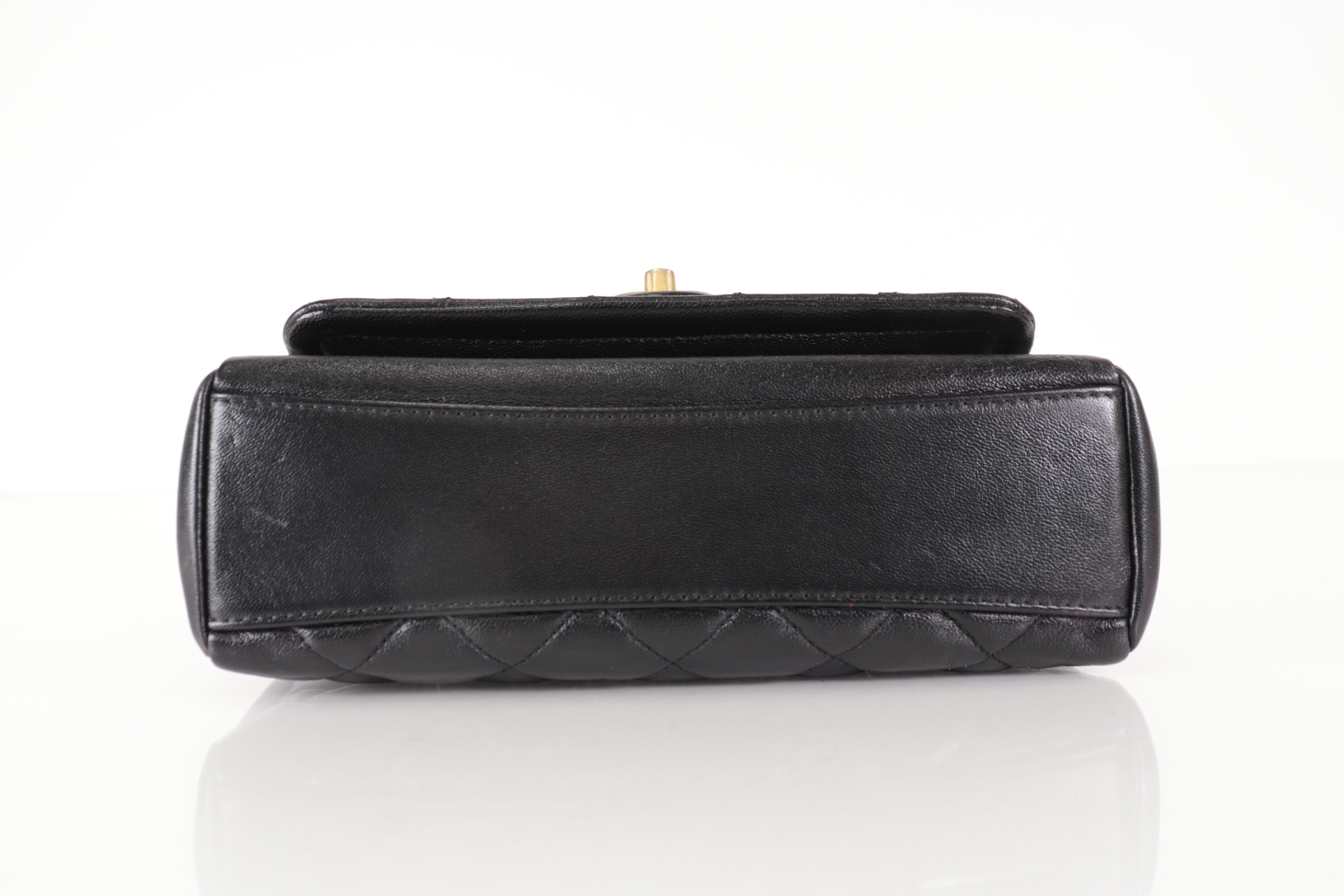 Lambskin 2-Way Chain Shoulder Bag (Serial Number 28) — view 7