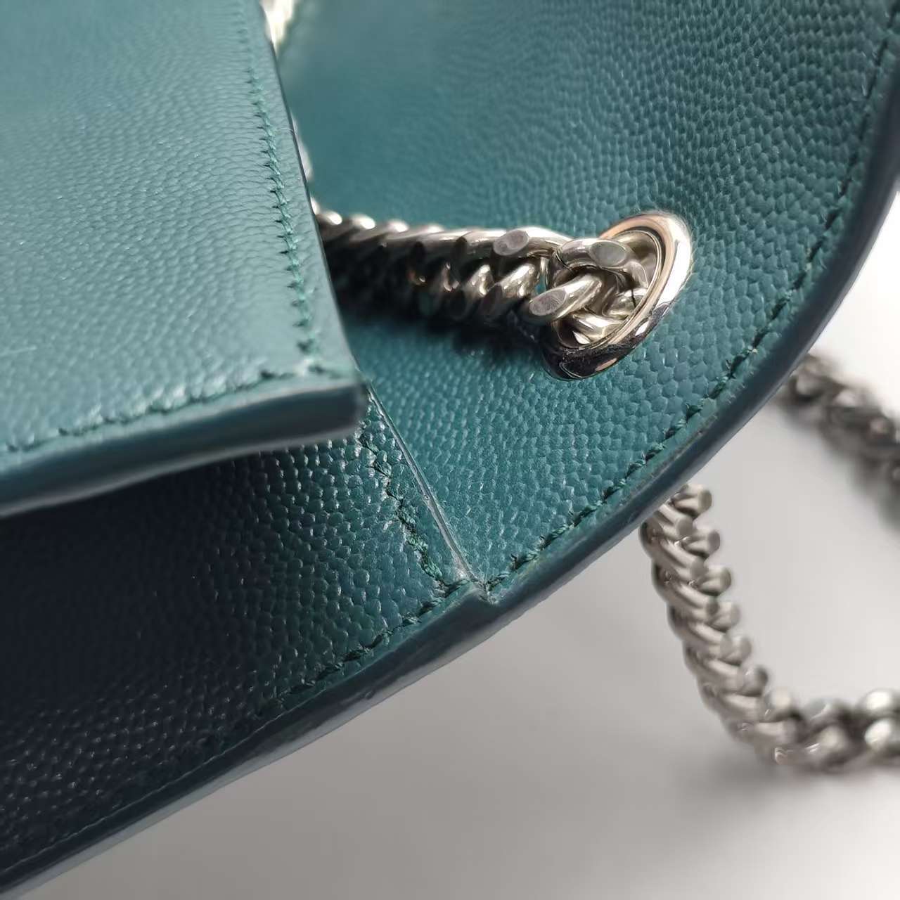 【*Shipped from: China*】Yves Saint Laurent Kate Leather Shoulder Bag — view 12