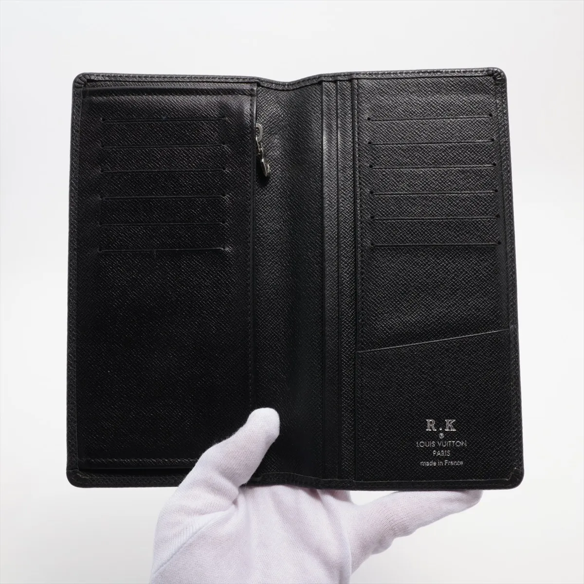 Taiga Portefeuille Brazza M30501 SP4182 Black Long Wallet with Initial — view 3