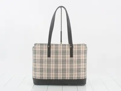 Other lines: Nova Check bags and tote bags