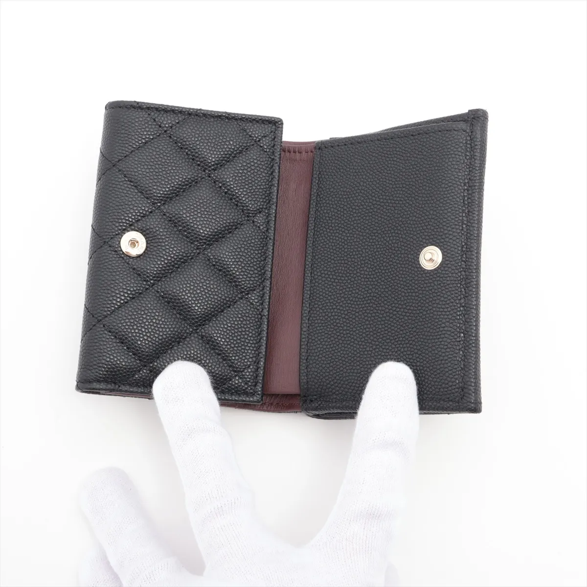 Matelasse Caviar Skin Compact Wallet Black Gold Hardware HHC005L3 — view 3