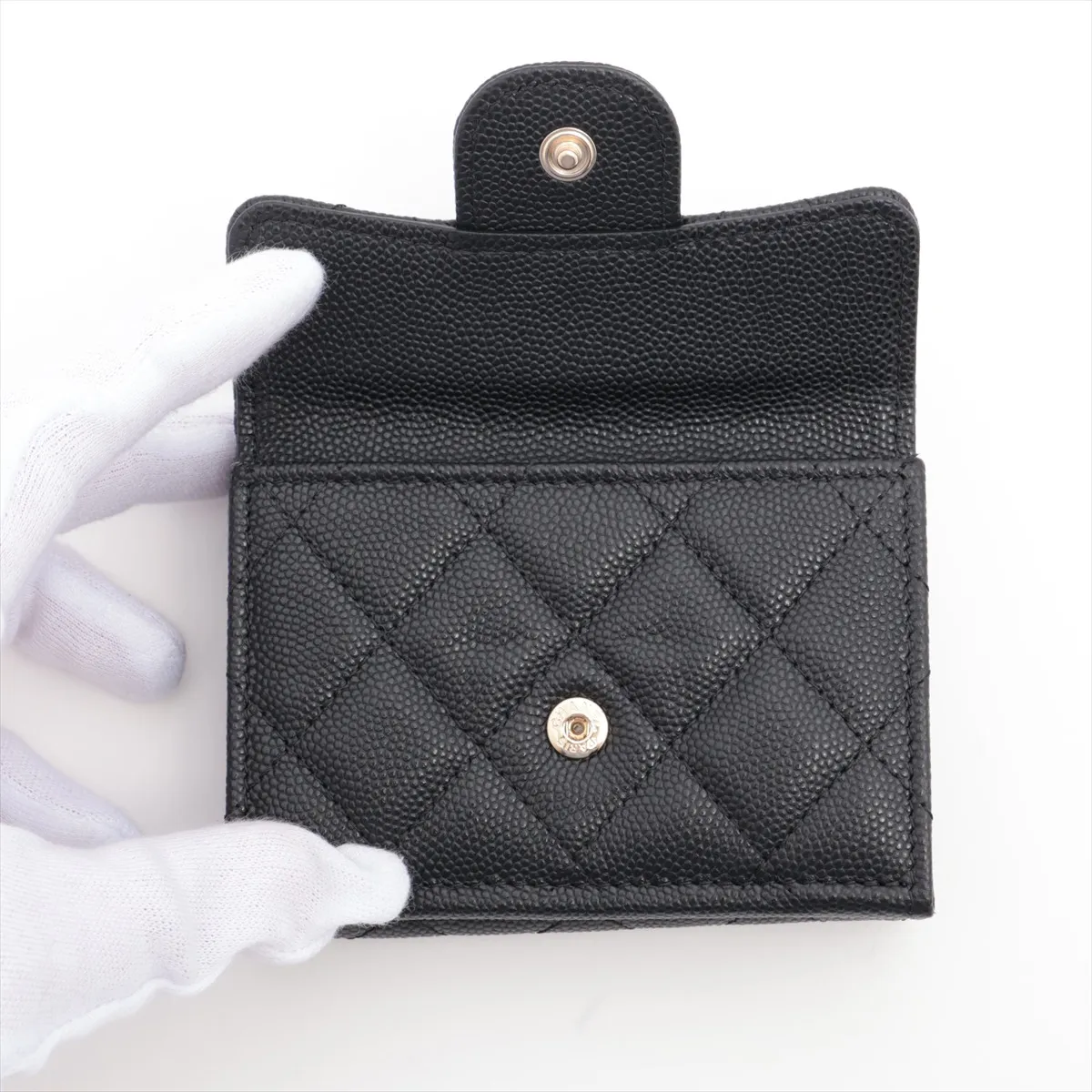 Matelasse Caviar Skin Compact Wallet Black Gold Hardware HHC005L3 — view 5