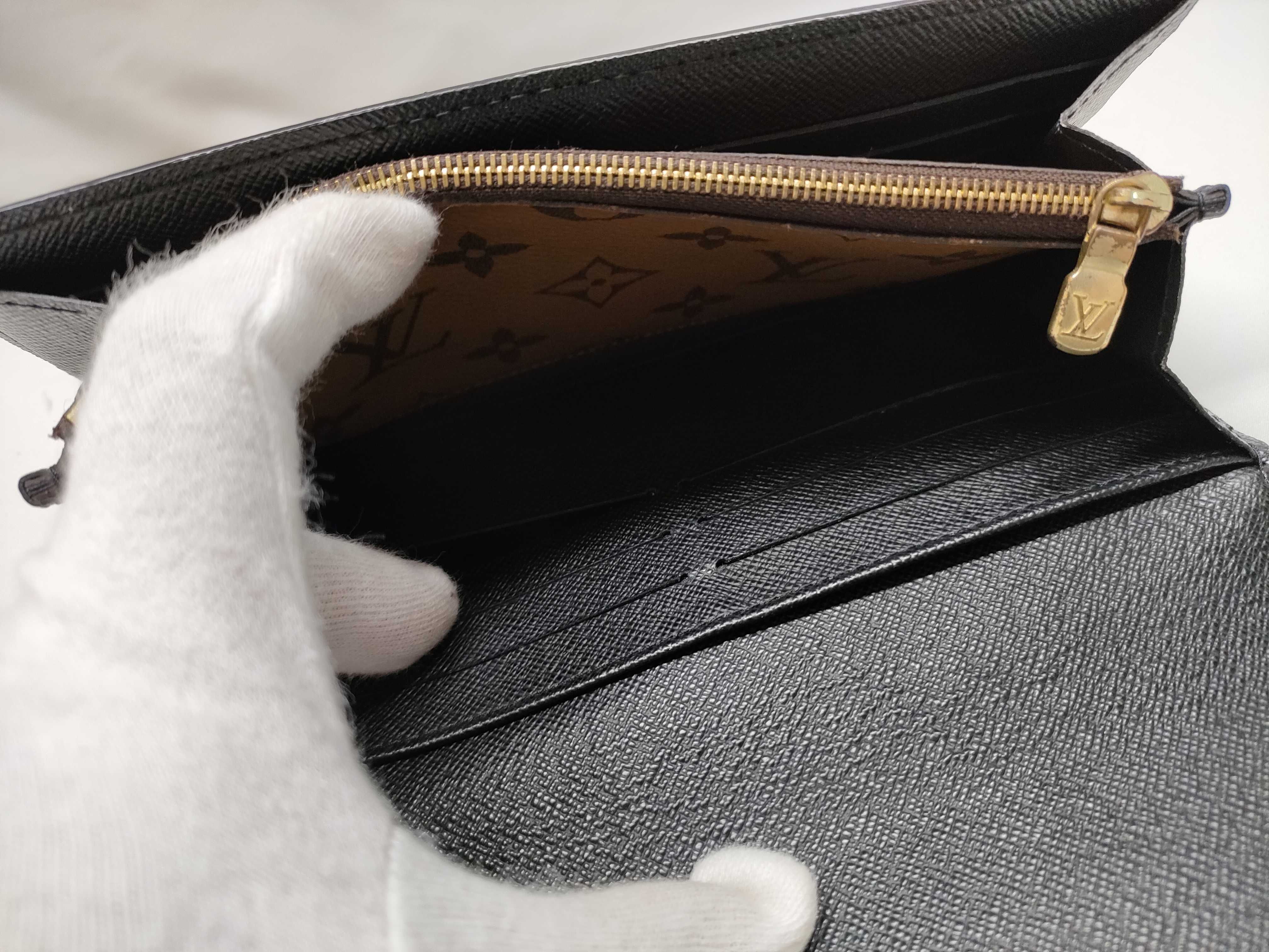 LV Portefeuille Sarah Giant Reverse Wallet — view 12