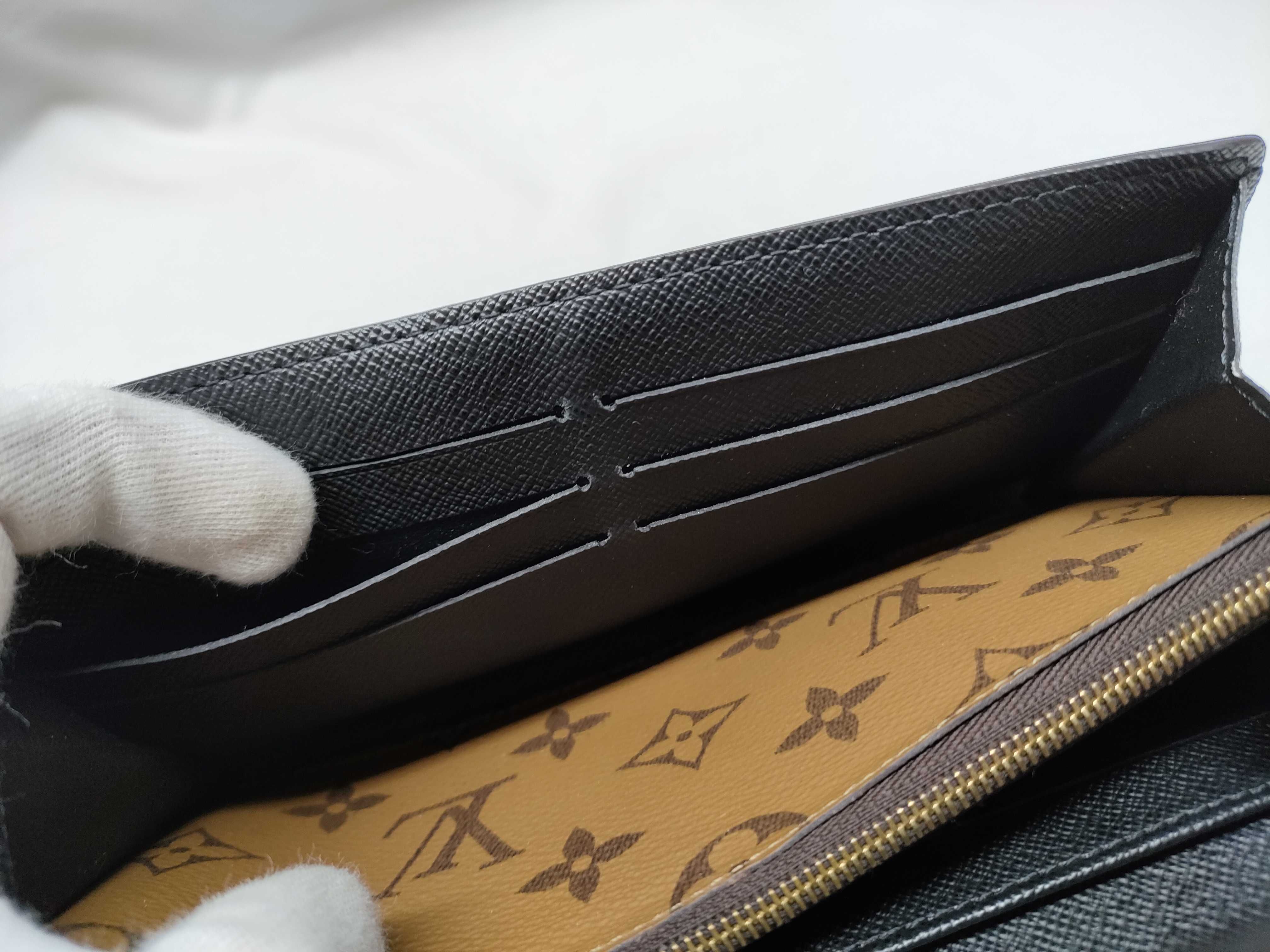 LV Portefeuille Sarah Giant Reverse Wallet — view 13