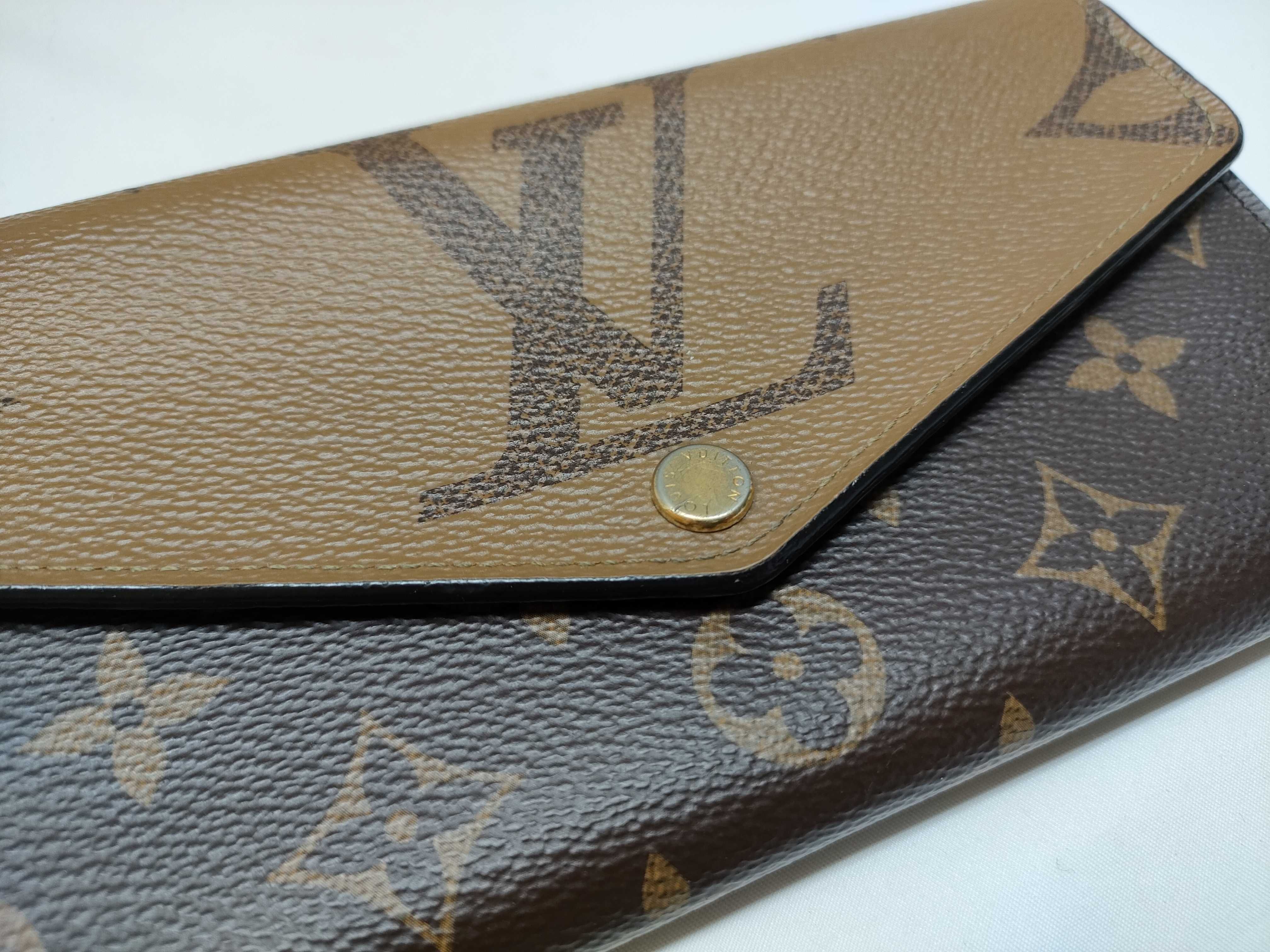 LV Portefeuille Sarah Giant Reverse Wallet — view 5