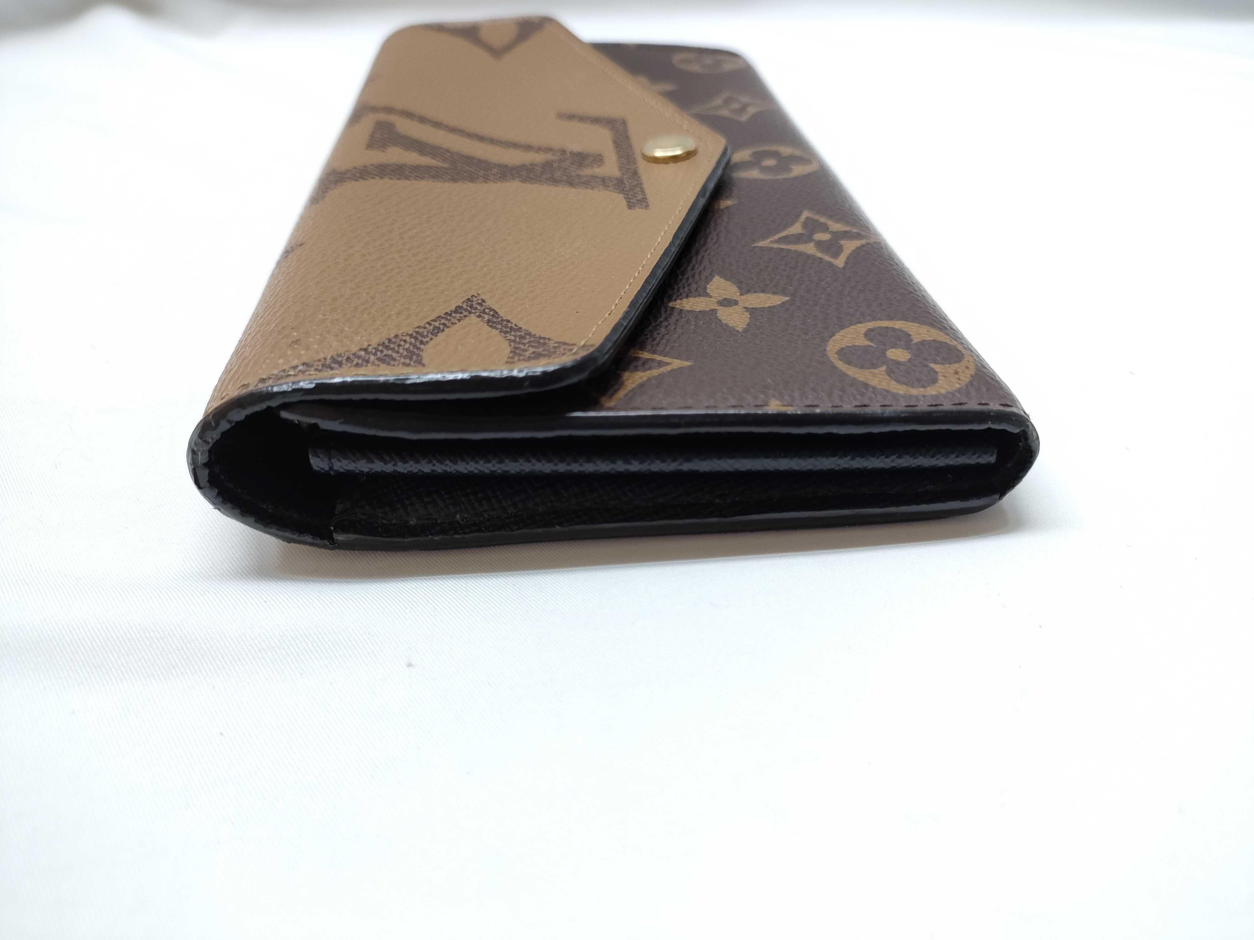 LV Portefeuille Sarah Giant Reverse Wallet — view 6