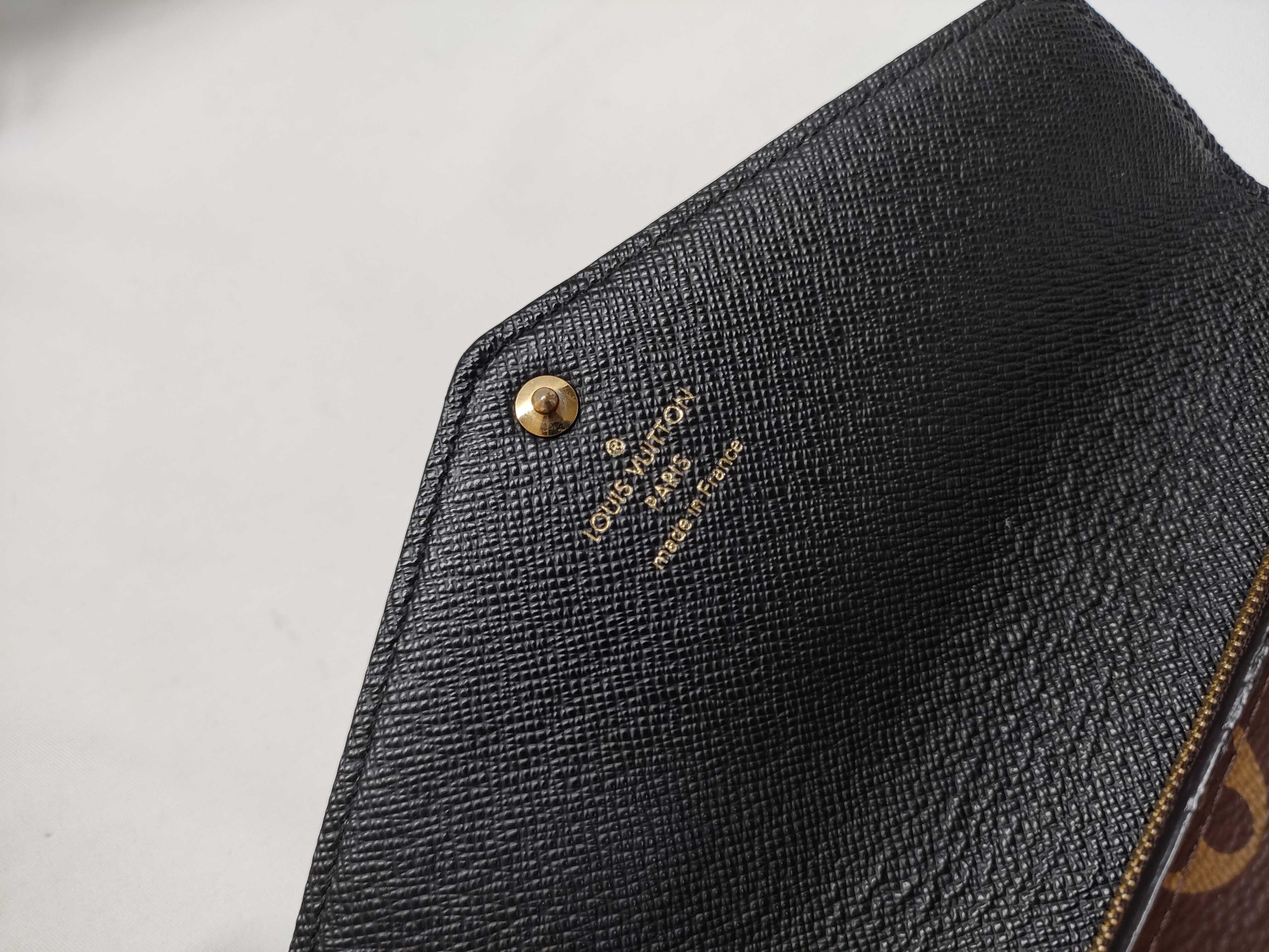 LV Portefeuille Sarah Giant Reverse Wallet — view 8