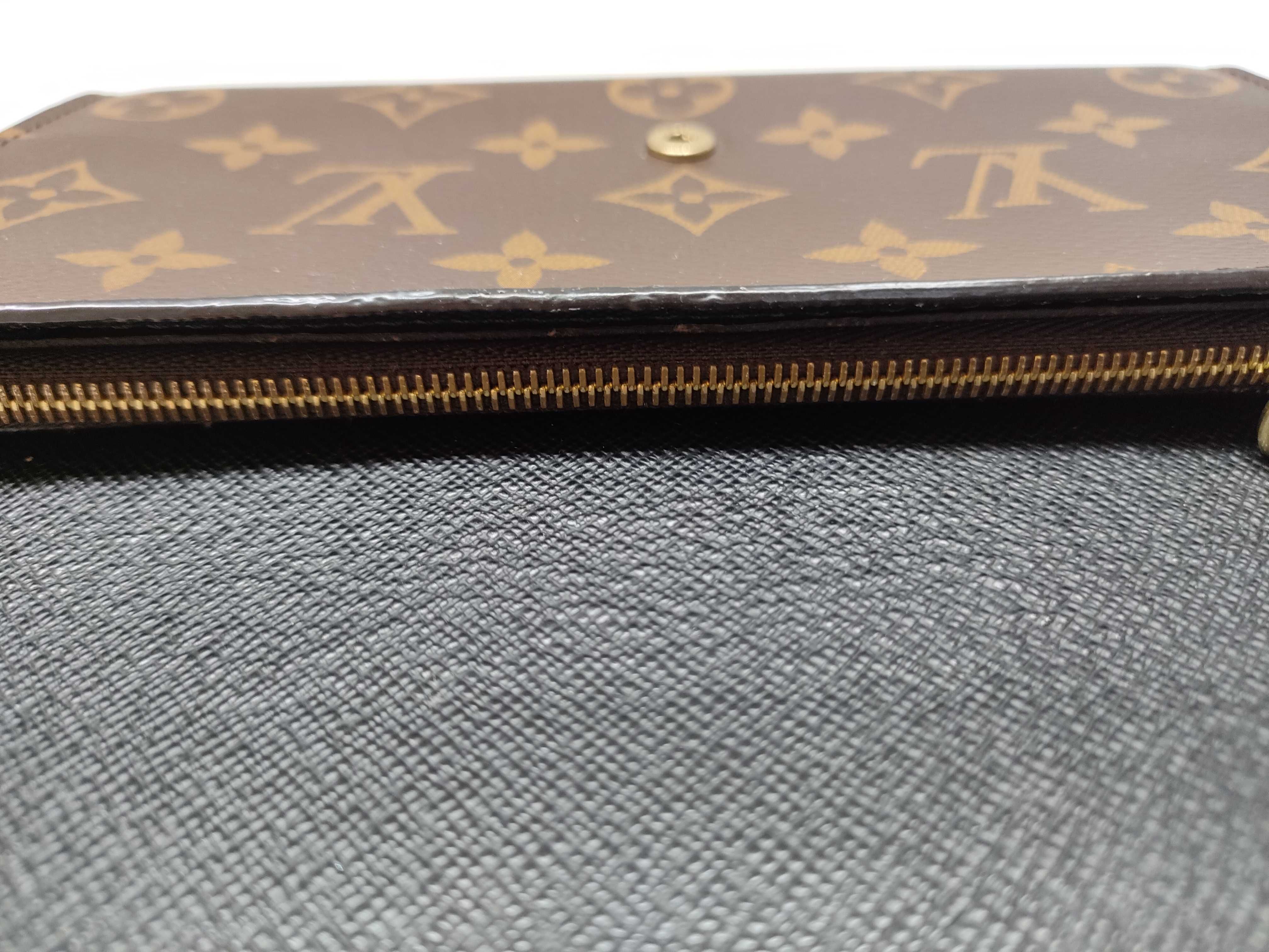 LV Portefeuille Sarah Giant Reverse Wallet — view 10