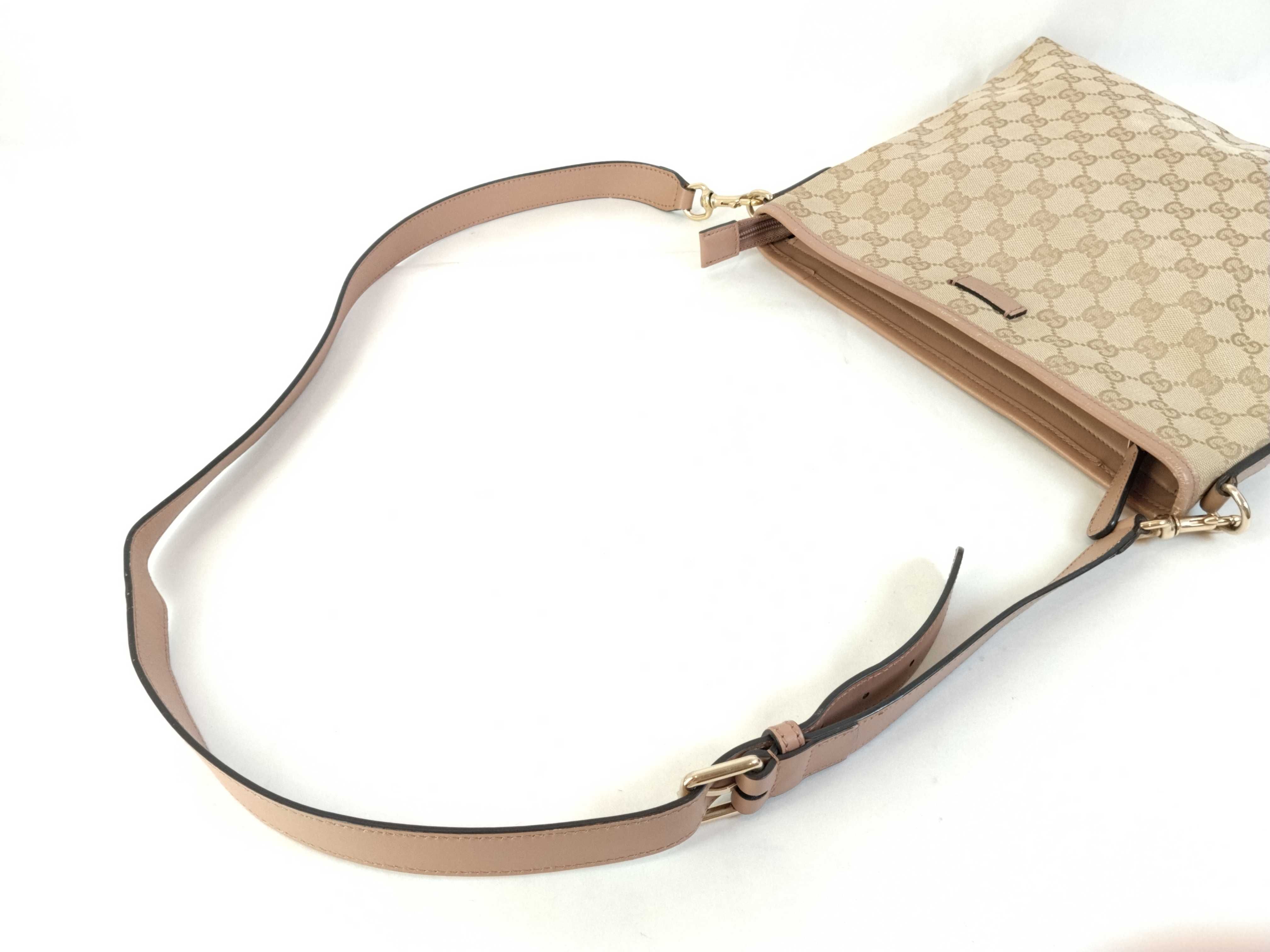GG Canvas Shoulder Bag 388924 — view 3