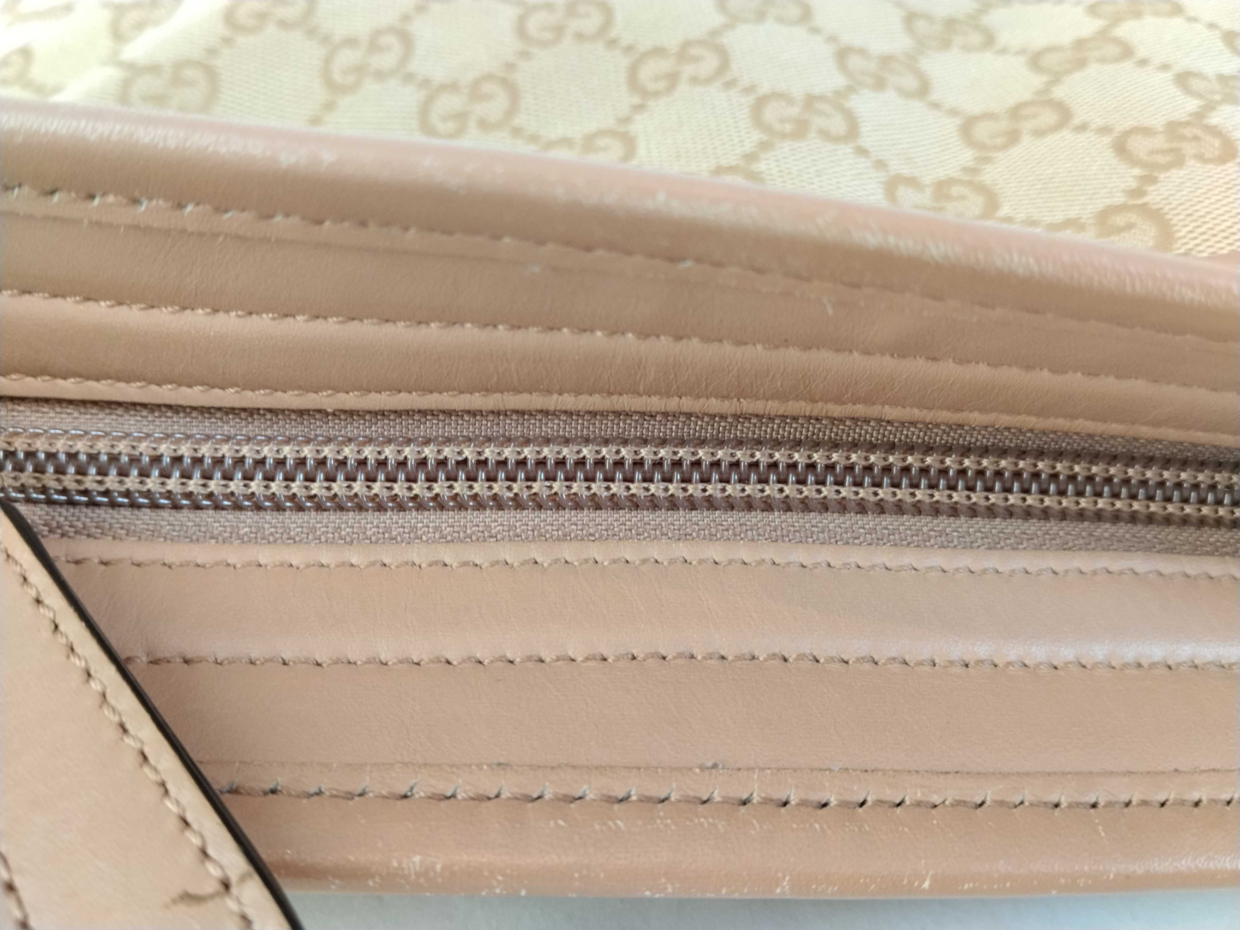 GG Canvas Shoulder Bag 388924 — view 8